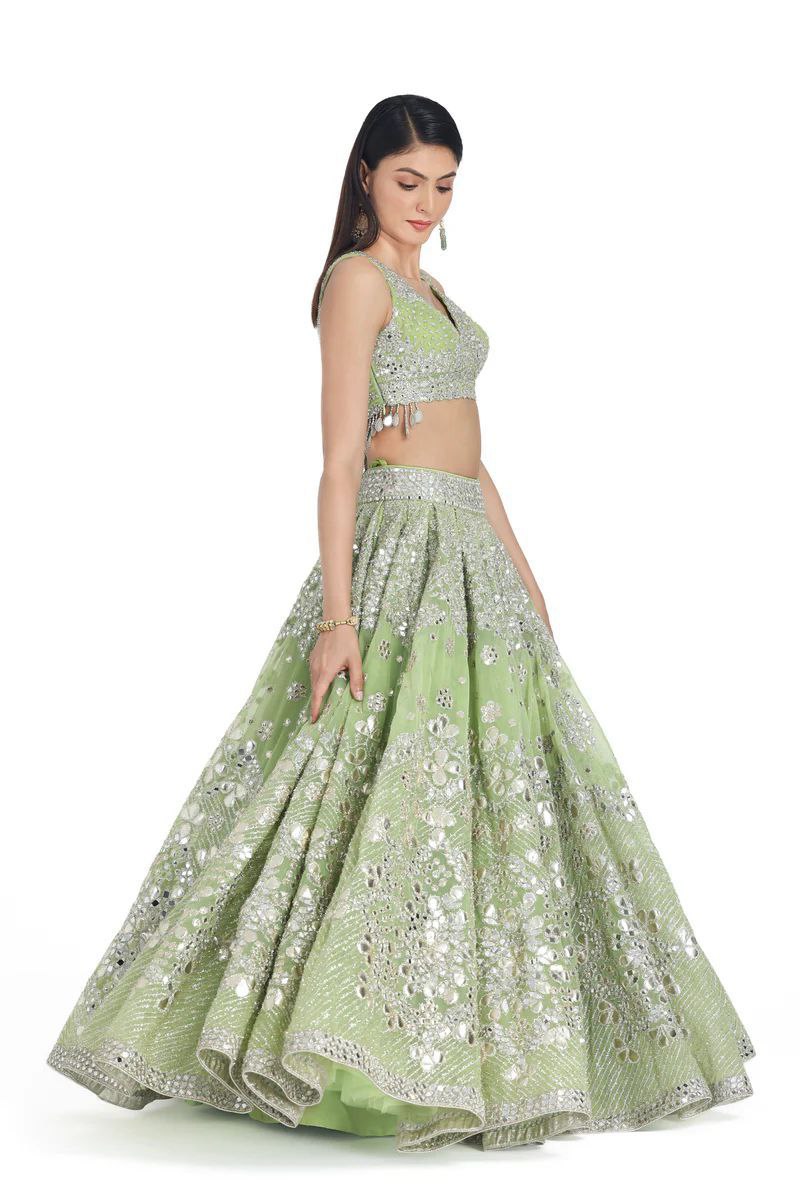 Designer Party Wear Lehenga Choli With Beautiful Thread Embroidery Work