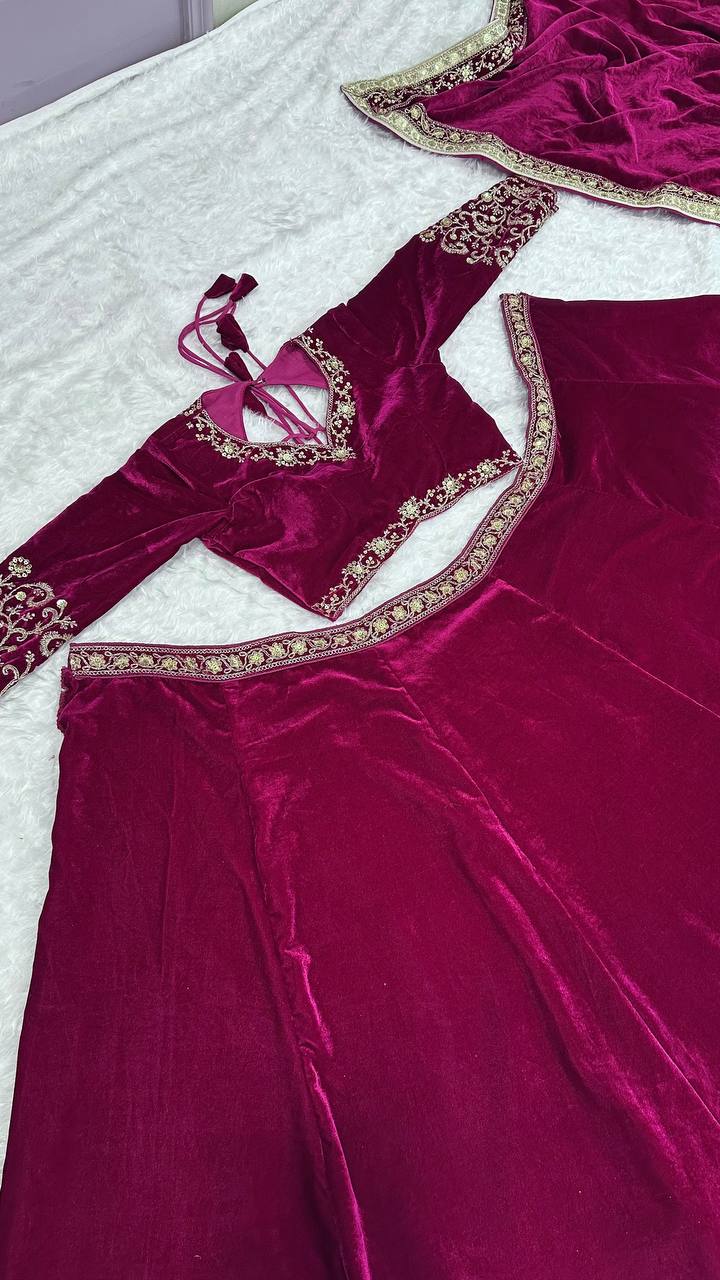 Designer Party Wear Lehenga Choli With Zari Thread Work