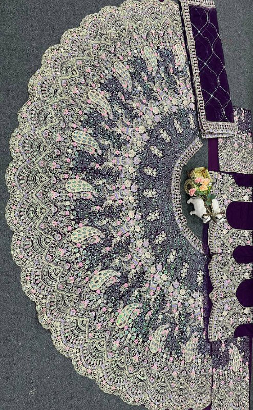 Beautiful Lehenga Choli With Coding Sequence Work