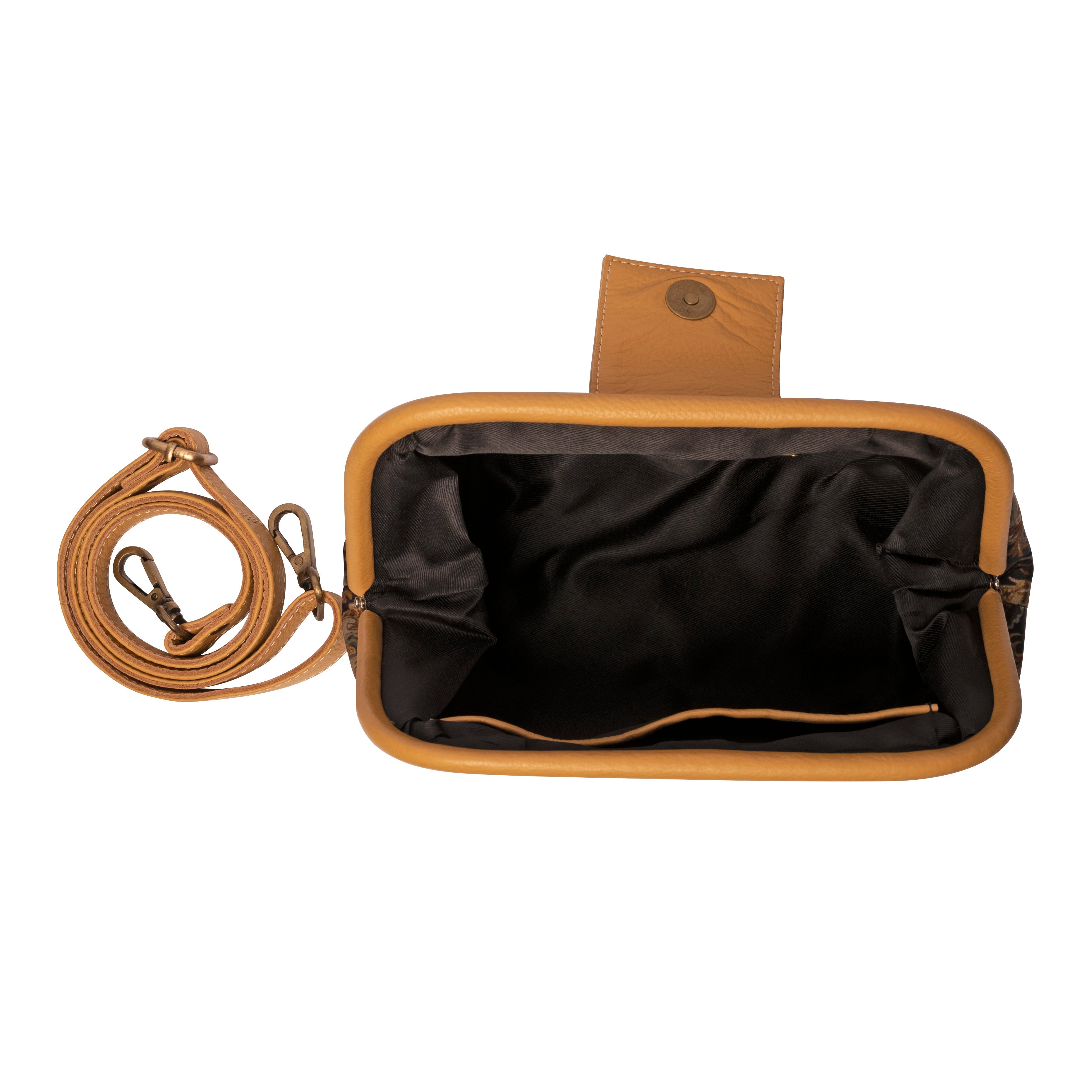 AZARAK HAZELNUT CLUTCH