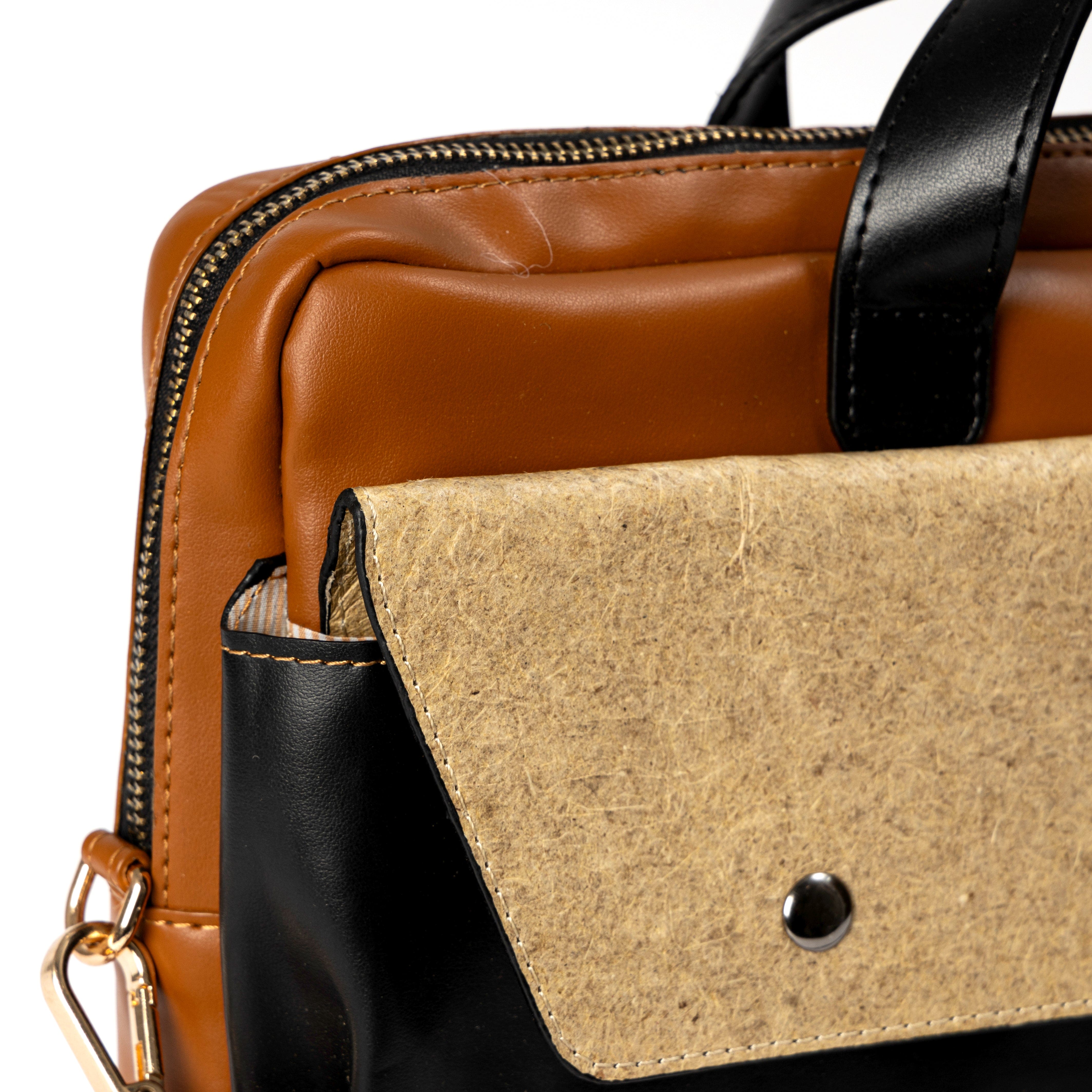 Willow Vegan Leather Laptop Sleeve - Black