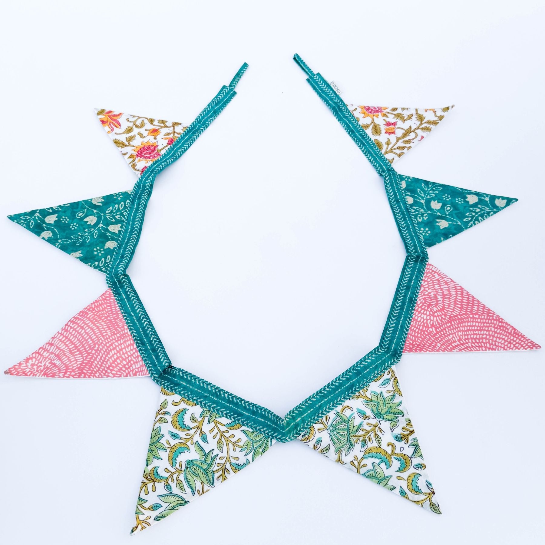 Sustainable Cotton Bunting by Ekatra - Assorted