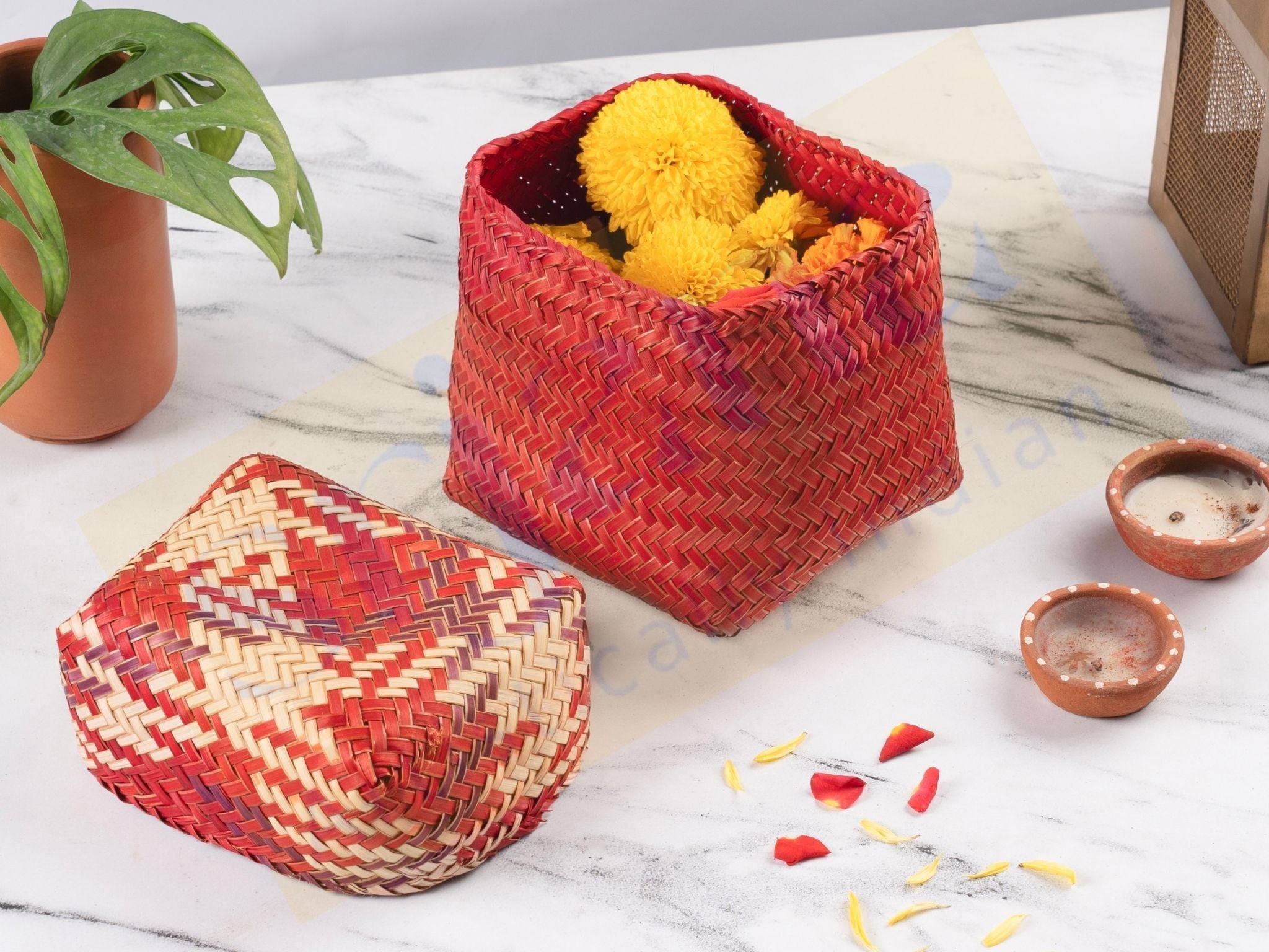 Sitalpati Small Square Basket with Patterned Lid