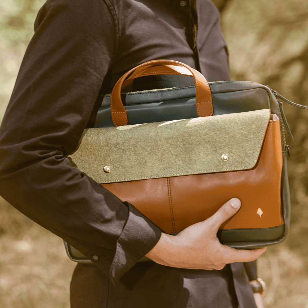 Willow Vegan Leather Laptop Sleeve - Tan