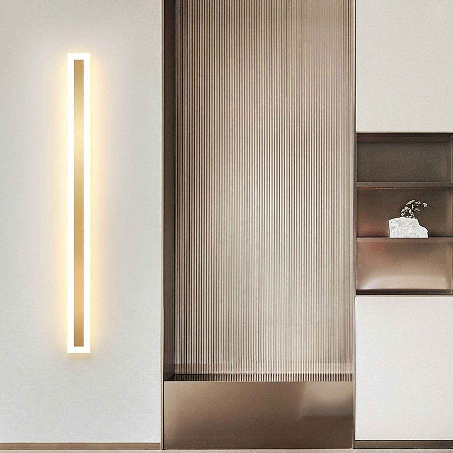 Straight Acrylic Wall Light - 15 Watt