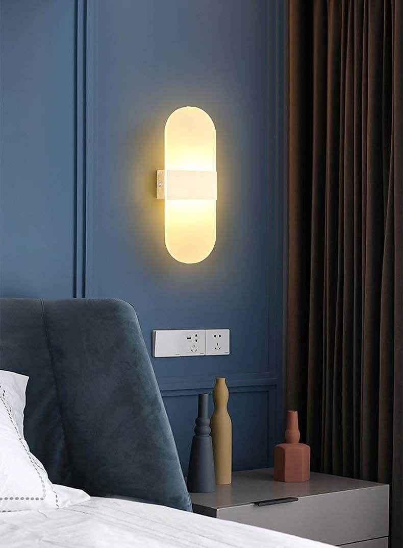 Rounded Acylic Wall Light - 15 Watt