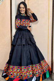 Beautiful Kediyu - Lehenga And Dupatta With Real Mirror Hand