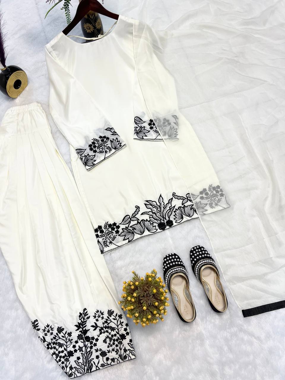 Designer Party Wear Look Top & Bottom With Fancy Lace Border Work