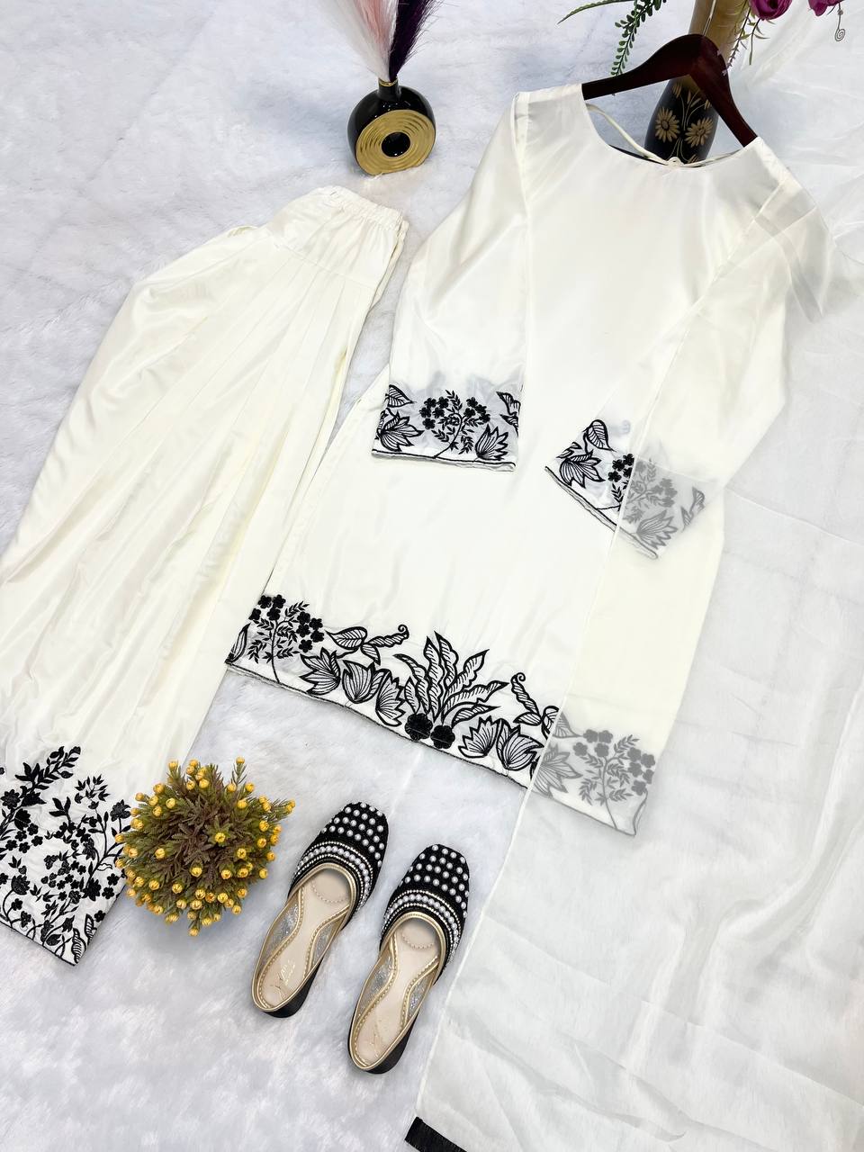 Designer Party Wear Look Top & Bottom With Fancy Lace Border Work