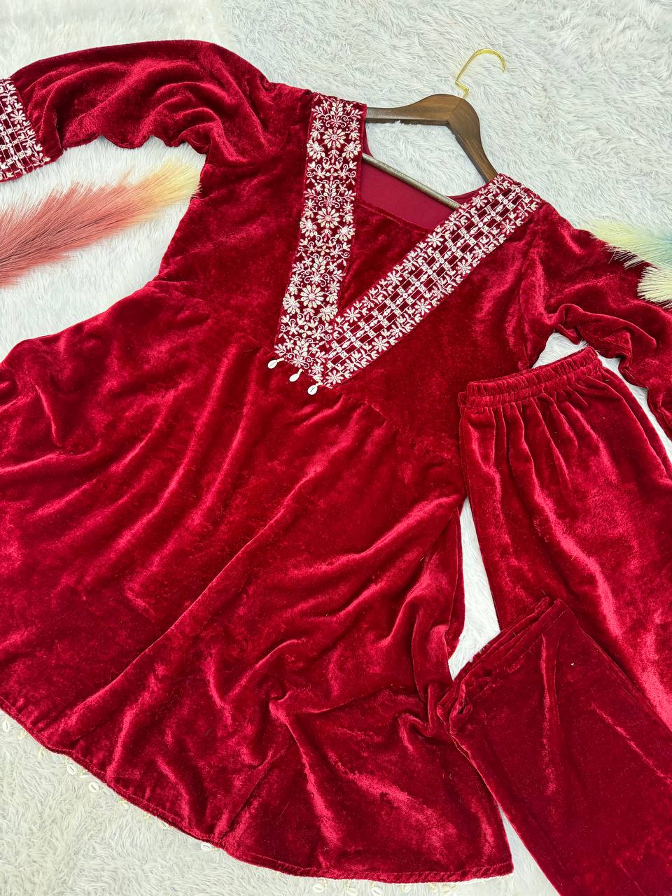 Party Wear Beautiful Top And Pent With Kodi Lace