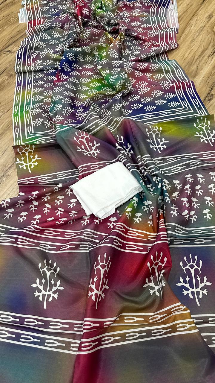 Designer Saree With Beautiful Digital Print