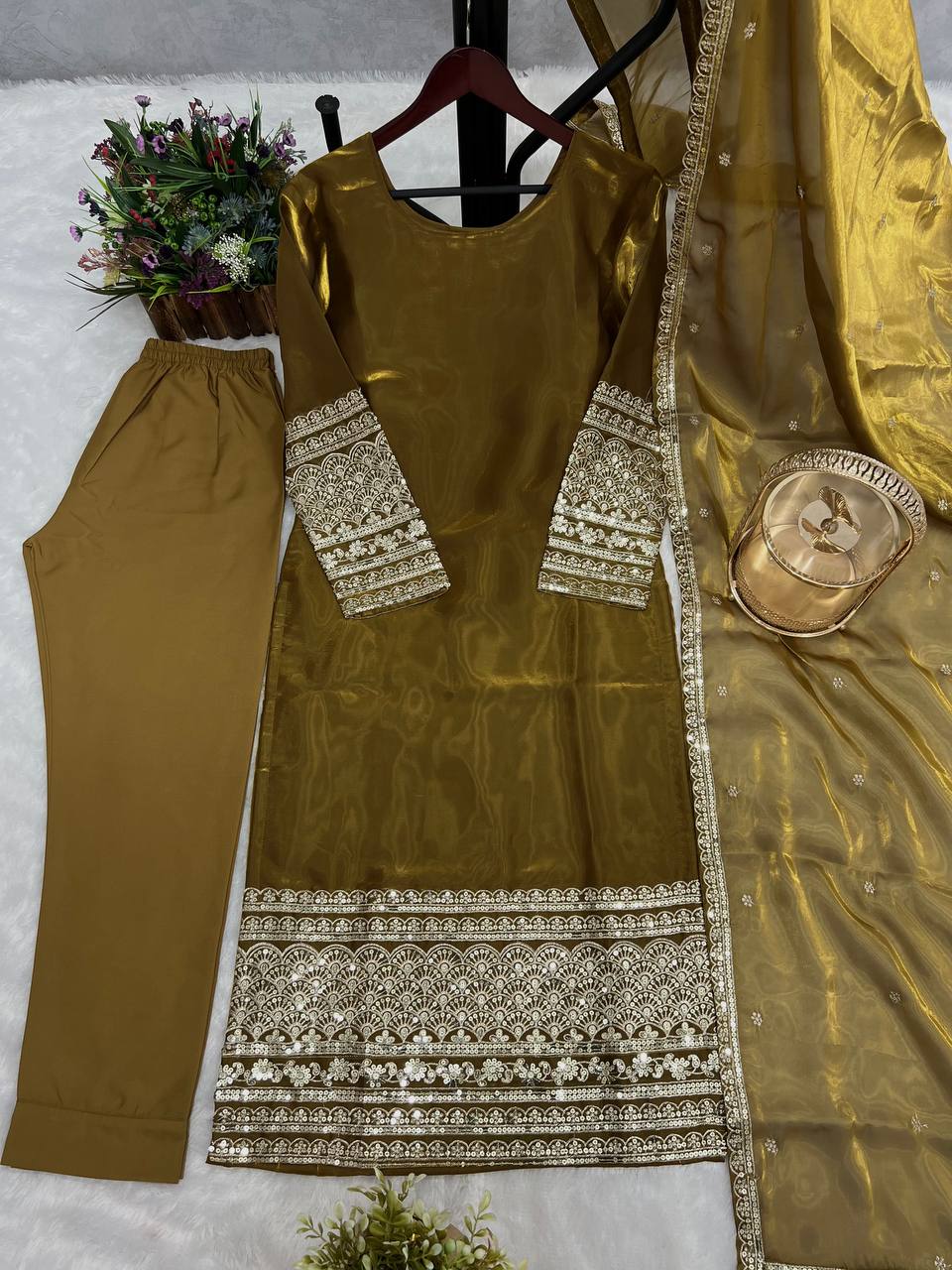 Party Wear Beautiful Top And Pent With Dupatta