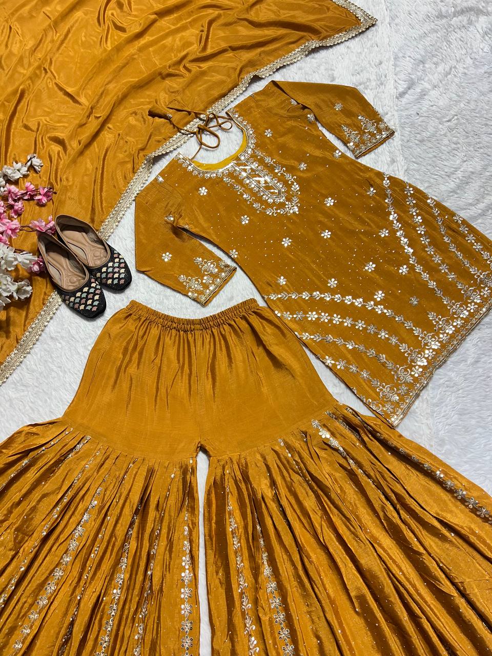 Designer Suit Set With Embroidery Work With Fancy Borders Lace Work