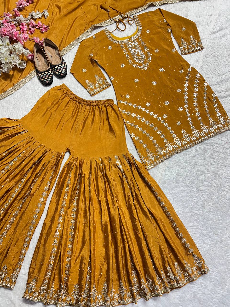 Designer Suit Set With Embroidery Work With Fancy Borders Lace Work