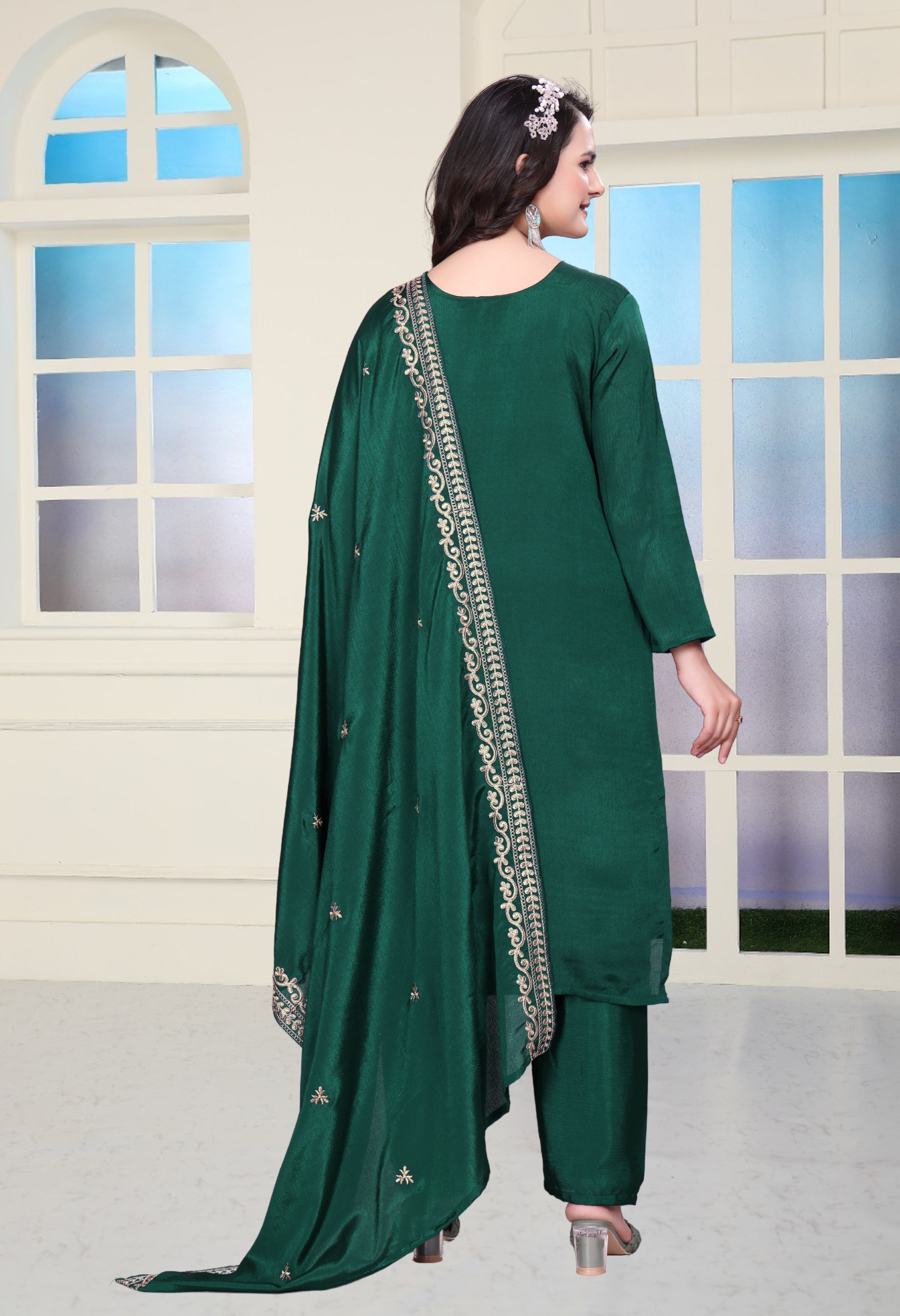 Beautiful Suit Set With Coding Sequence Embroidered Work