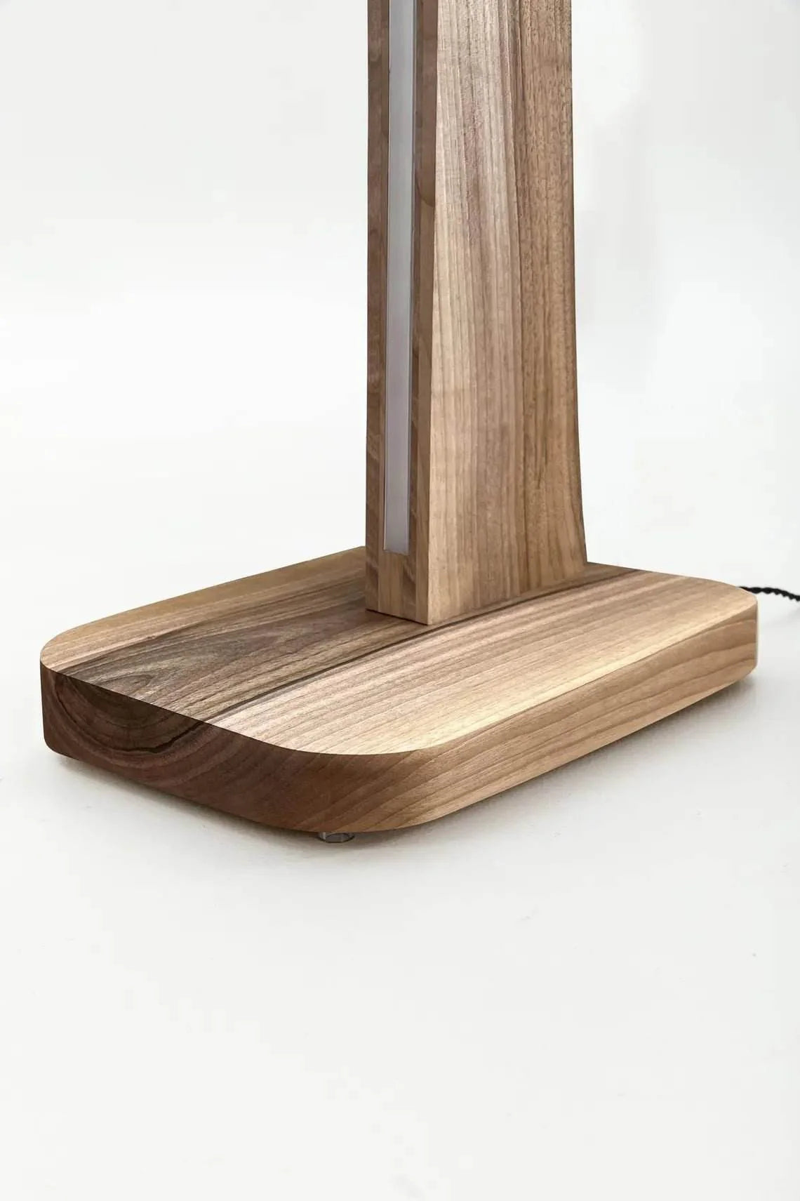 Arcora Wooden Floor Lamp - Ready to Use