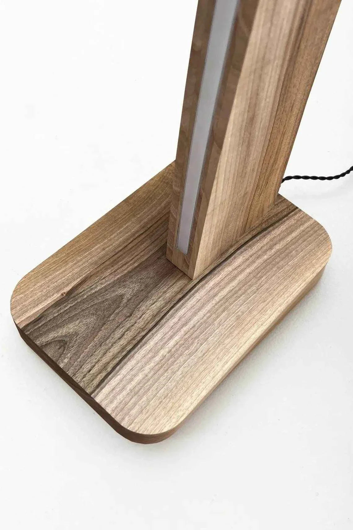 Arcora Wooden Floor Lamp - Ready to Use