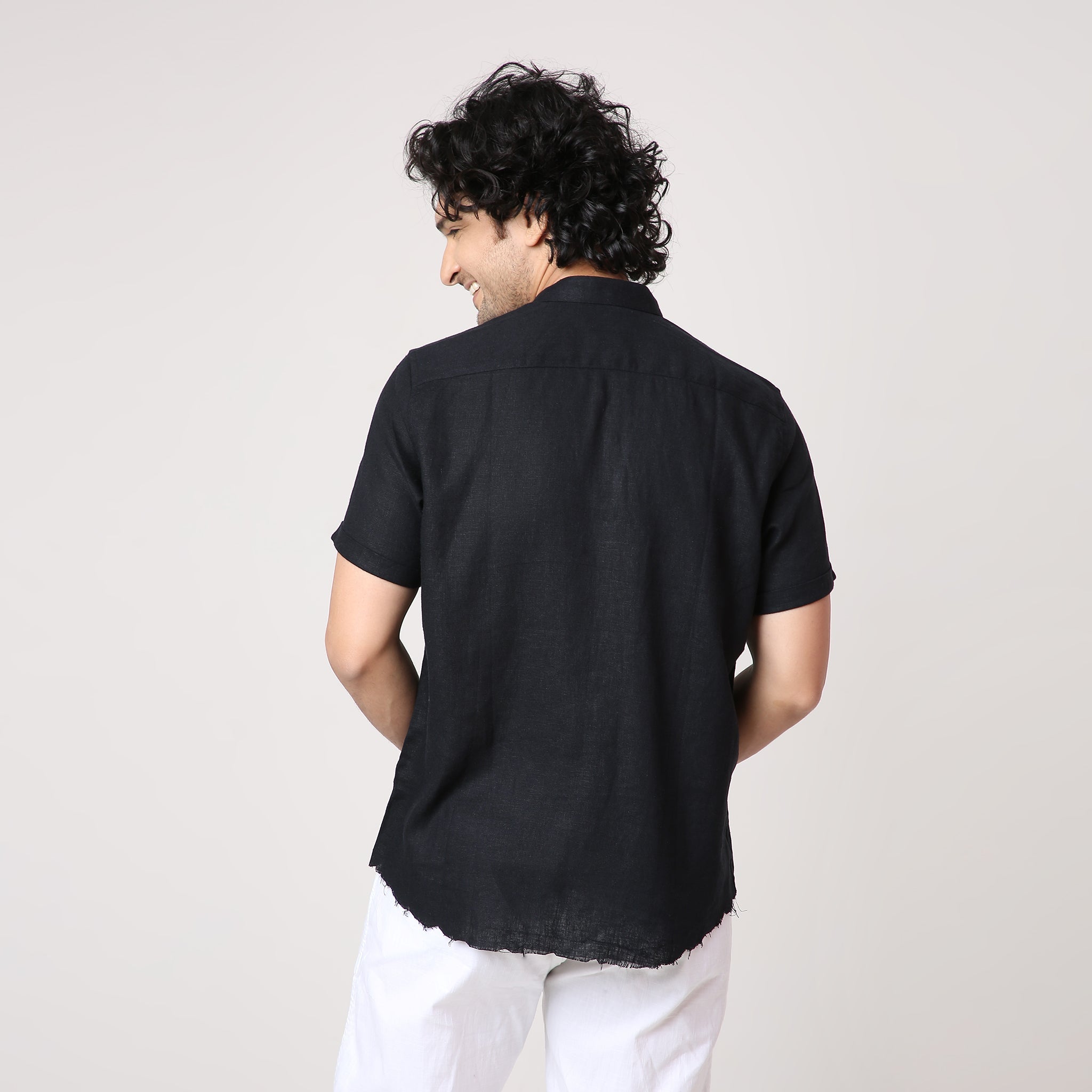 BLACK STAPLE SHIRT