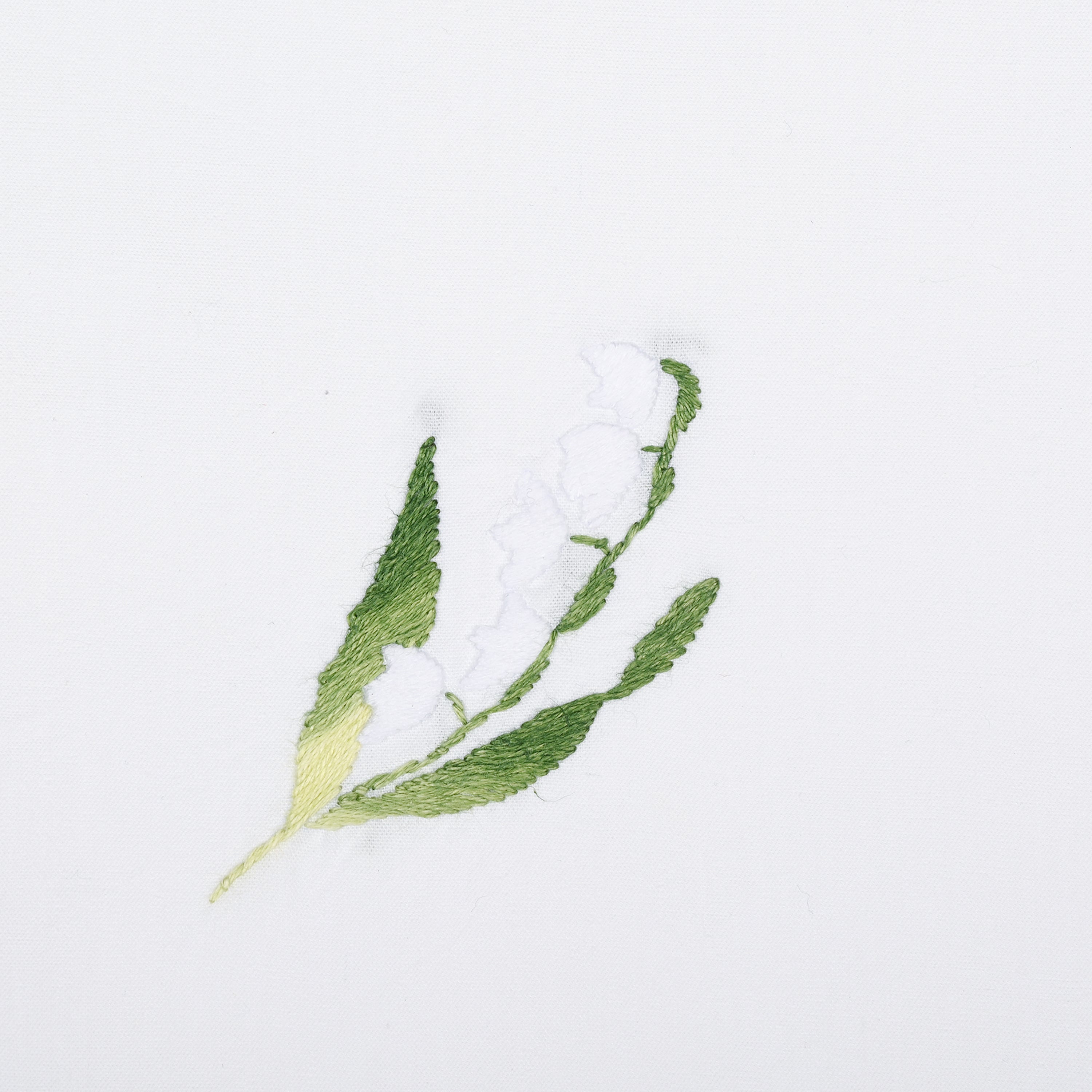 White and Green Bengal Embroidery Dinner Napkin
