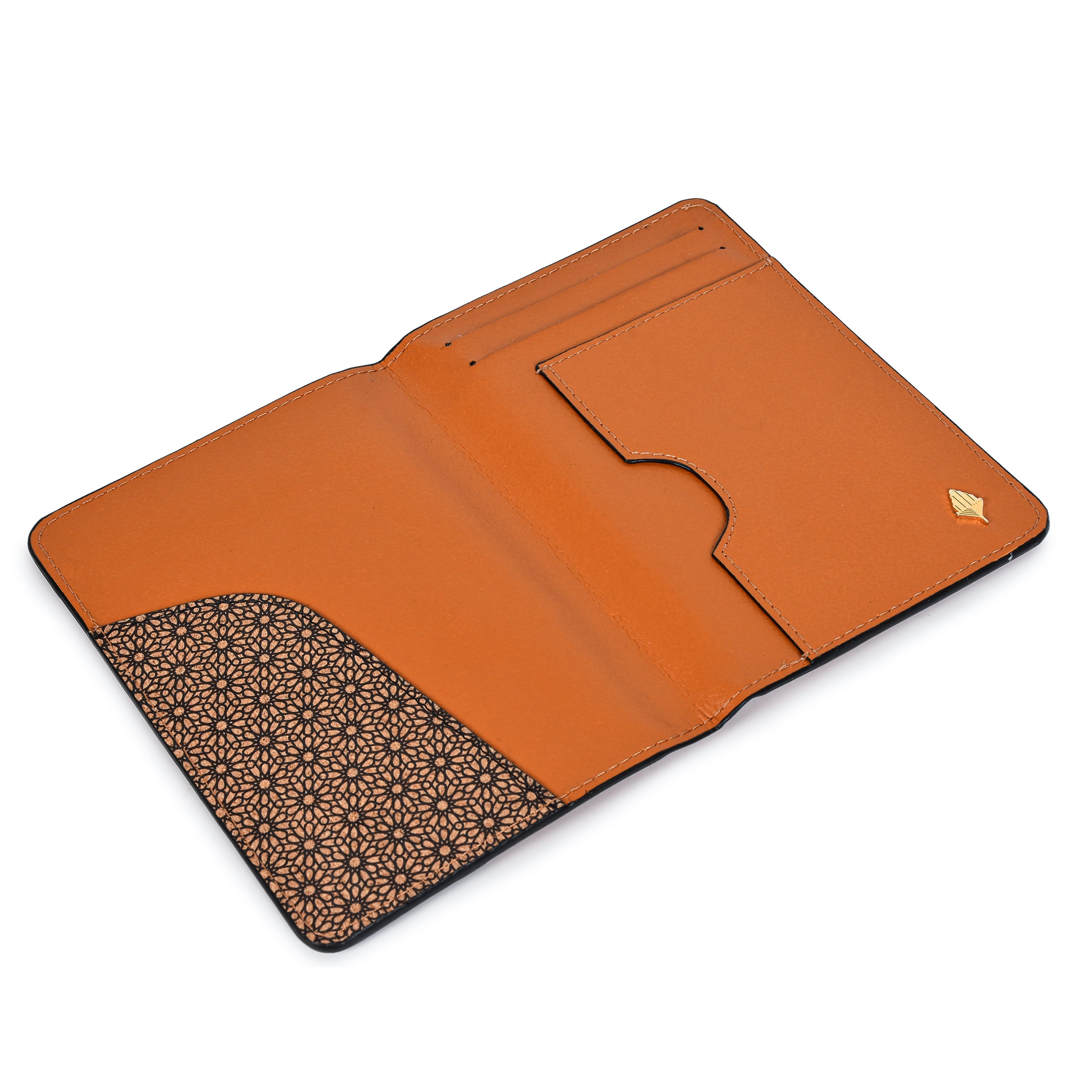 Sustainable Vegan Leather Passport Holder - Tan