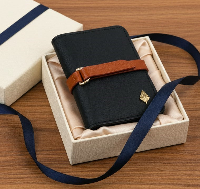 Neith- Black & Gingerbread