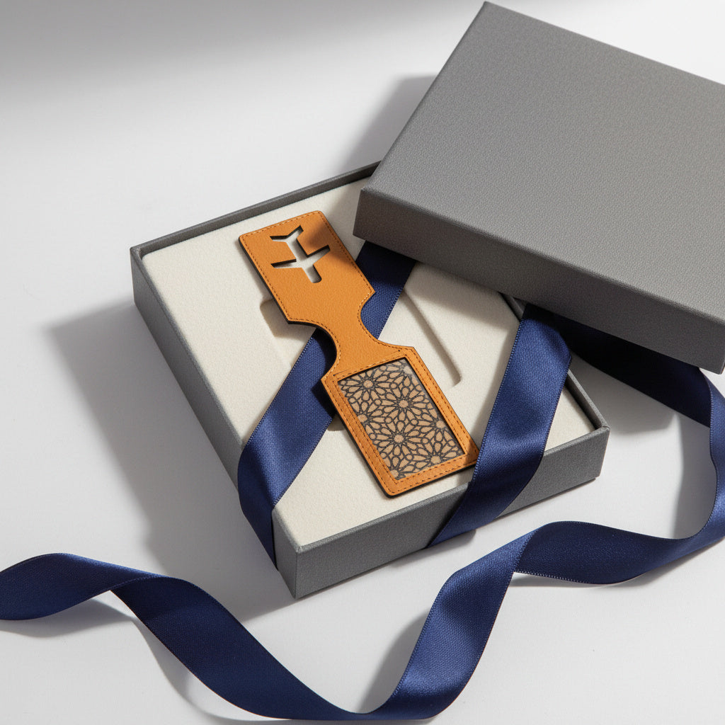 Tan Matt Plant Leather Travel Tag – Airplane Design