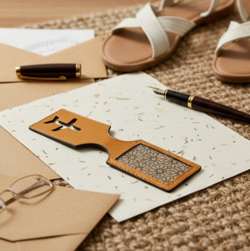 Tan Matt Plant Leather Travel Tag – Airplane Design