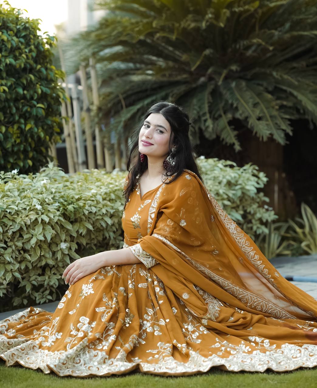 Designer Anarkali Suit Pent And Dupatta In New Fancy Style