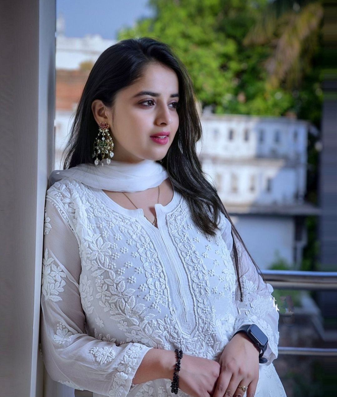 Beautiful Top-Bottom And Dupatta With Cotton Thread Work