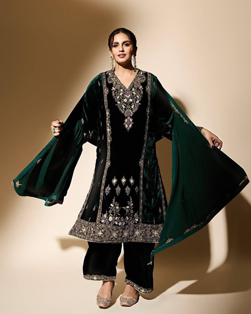 Party Wear Designer Top-Bottom And Beautiful Dupatta