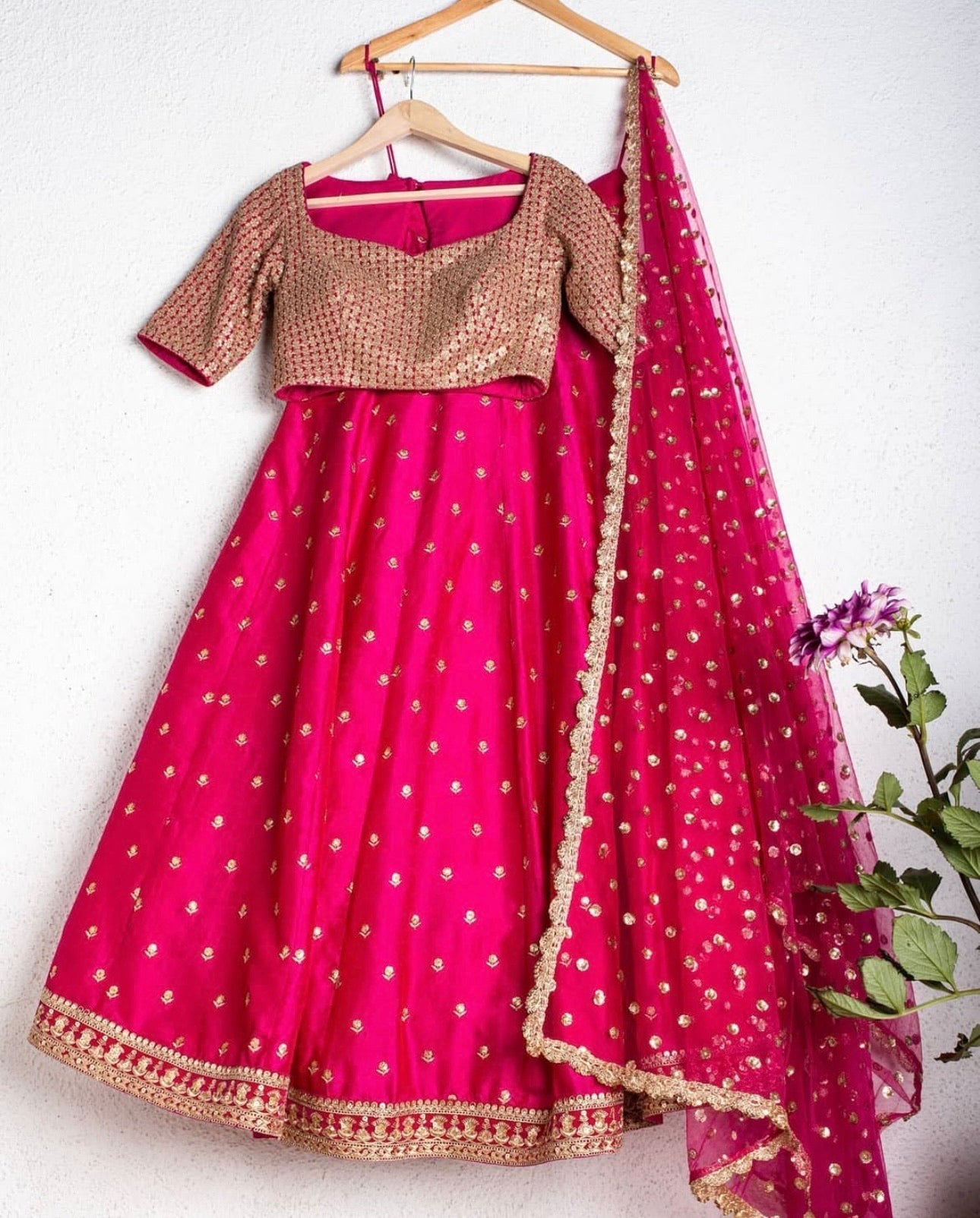 Designer Party Wear Lehenga Choli With Sequence & Zari Work