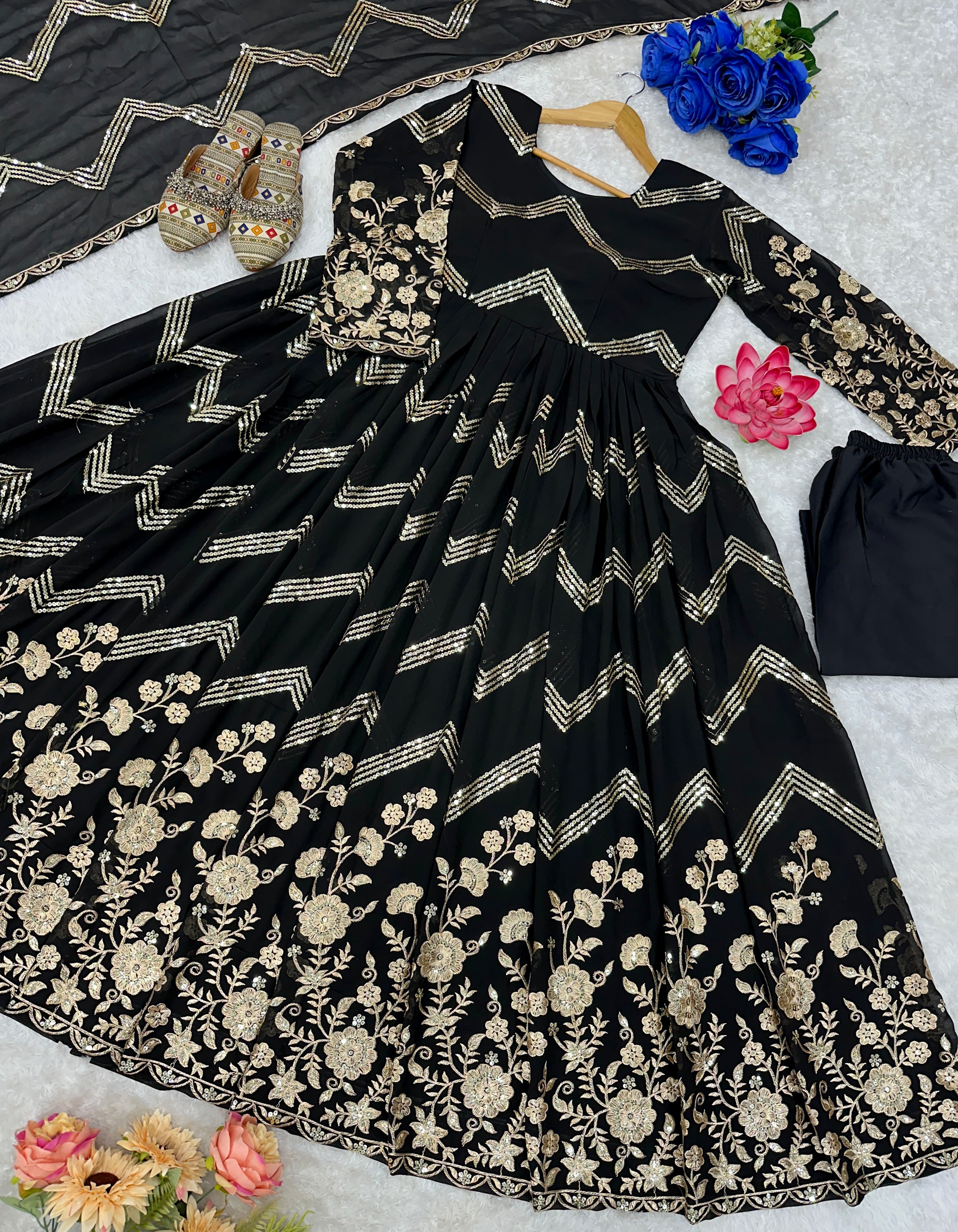 Beautiful Party Wear Look Anarkali Gown And Pent With Dupatta