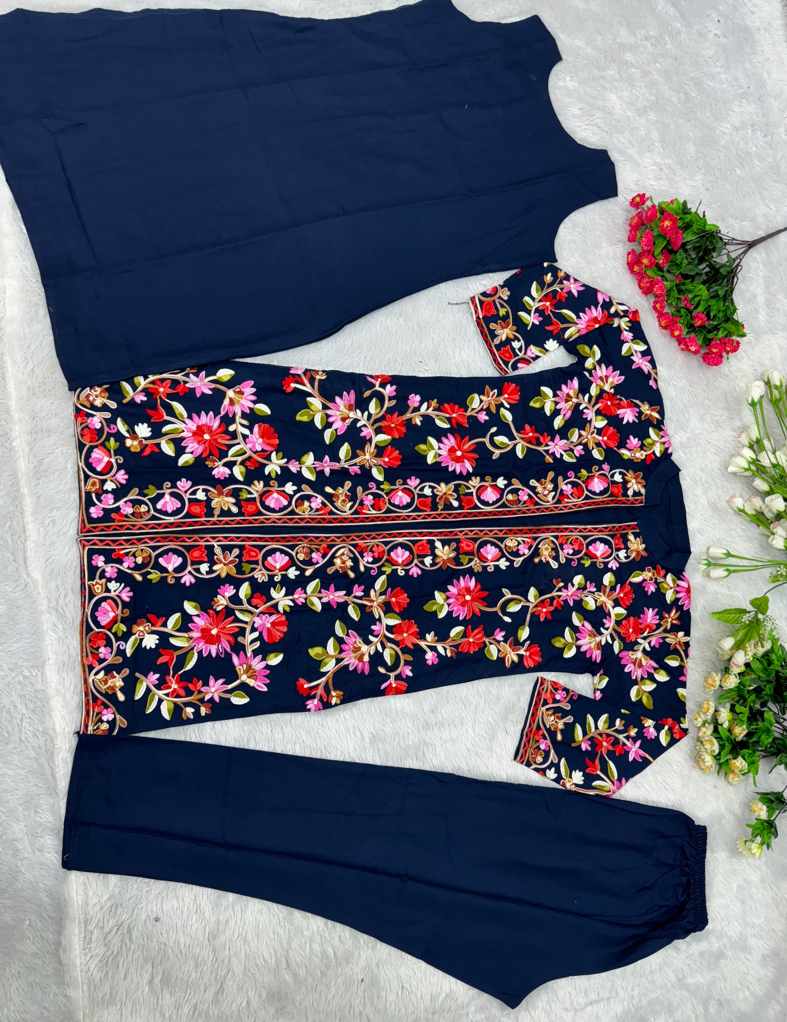 Designer Suit Set With Kashmiri Embroidery Work