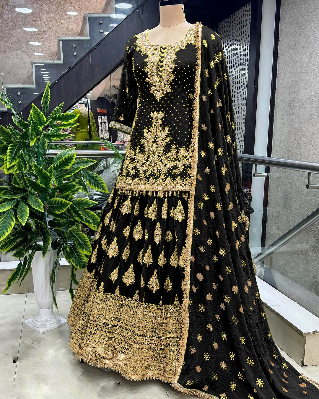 Beautiful Wedding Wear Top Lehenga And Dupatta