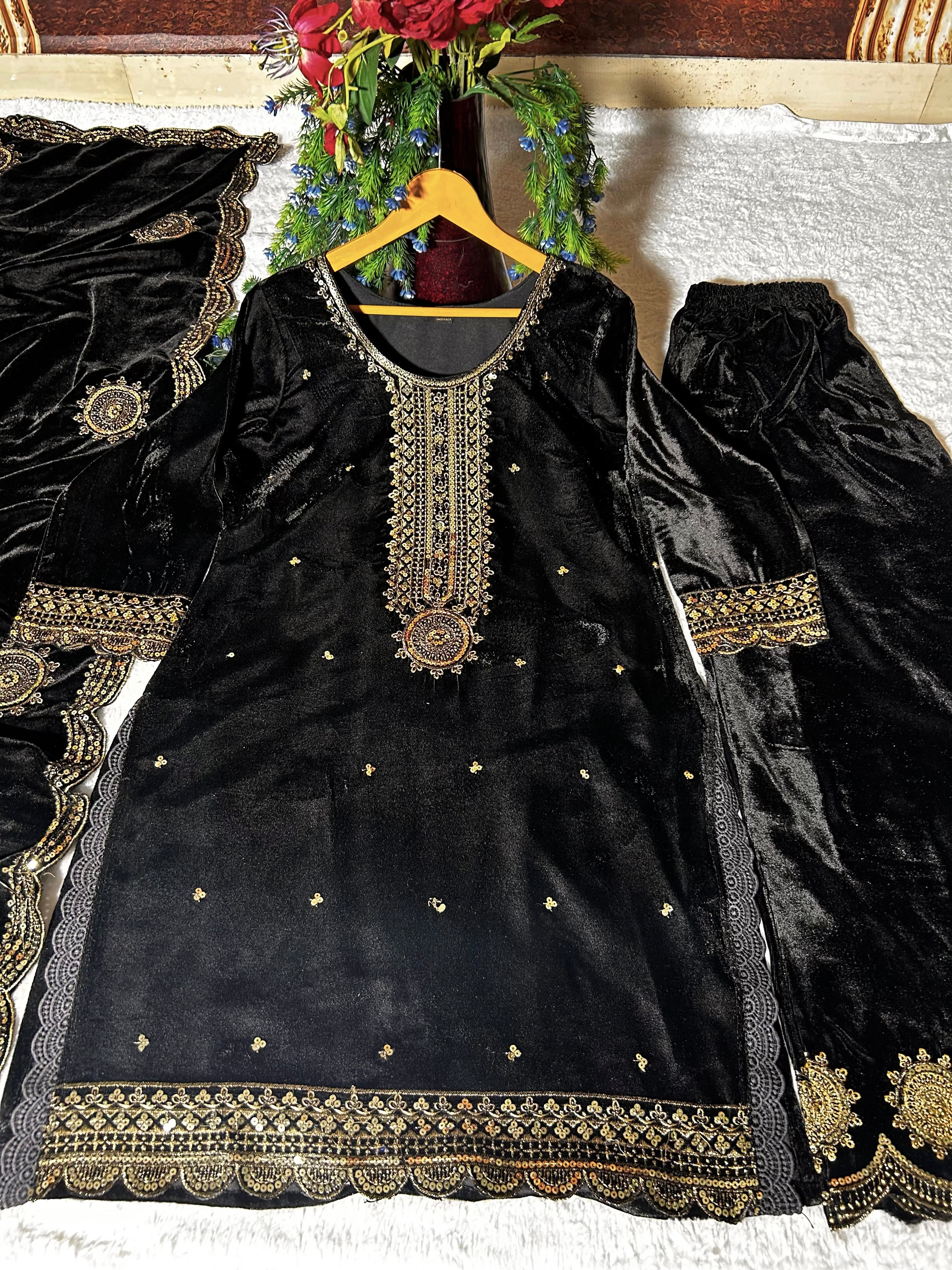 Party Wear Designer Top-Bottom And Beautiful Dupatta