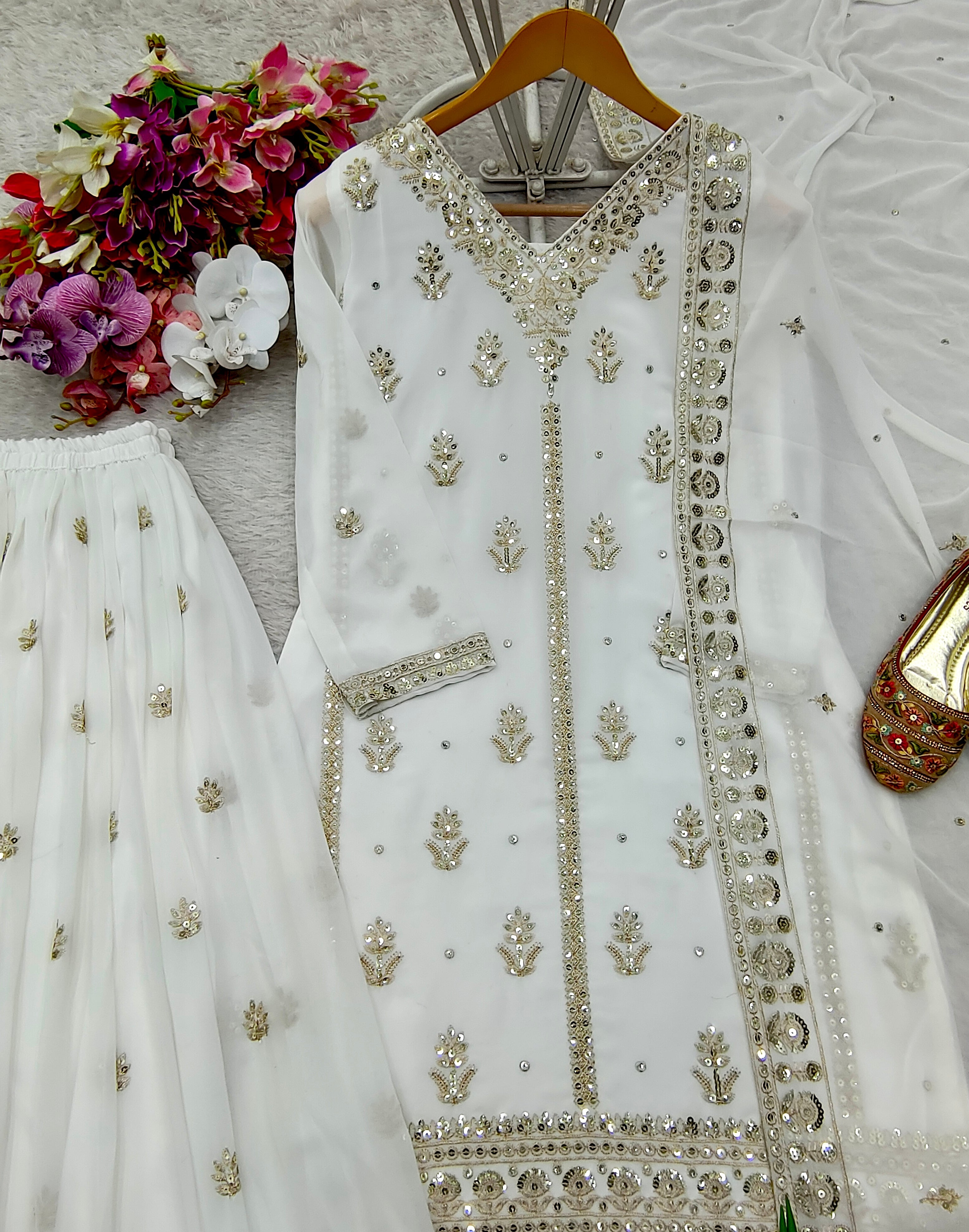 Party Wear Beautiful Top-Sarara And Fancy Dupatta