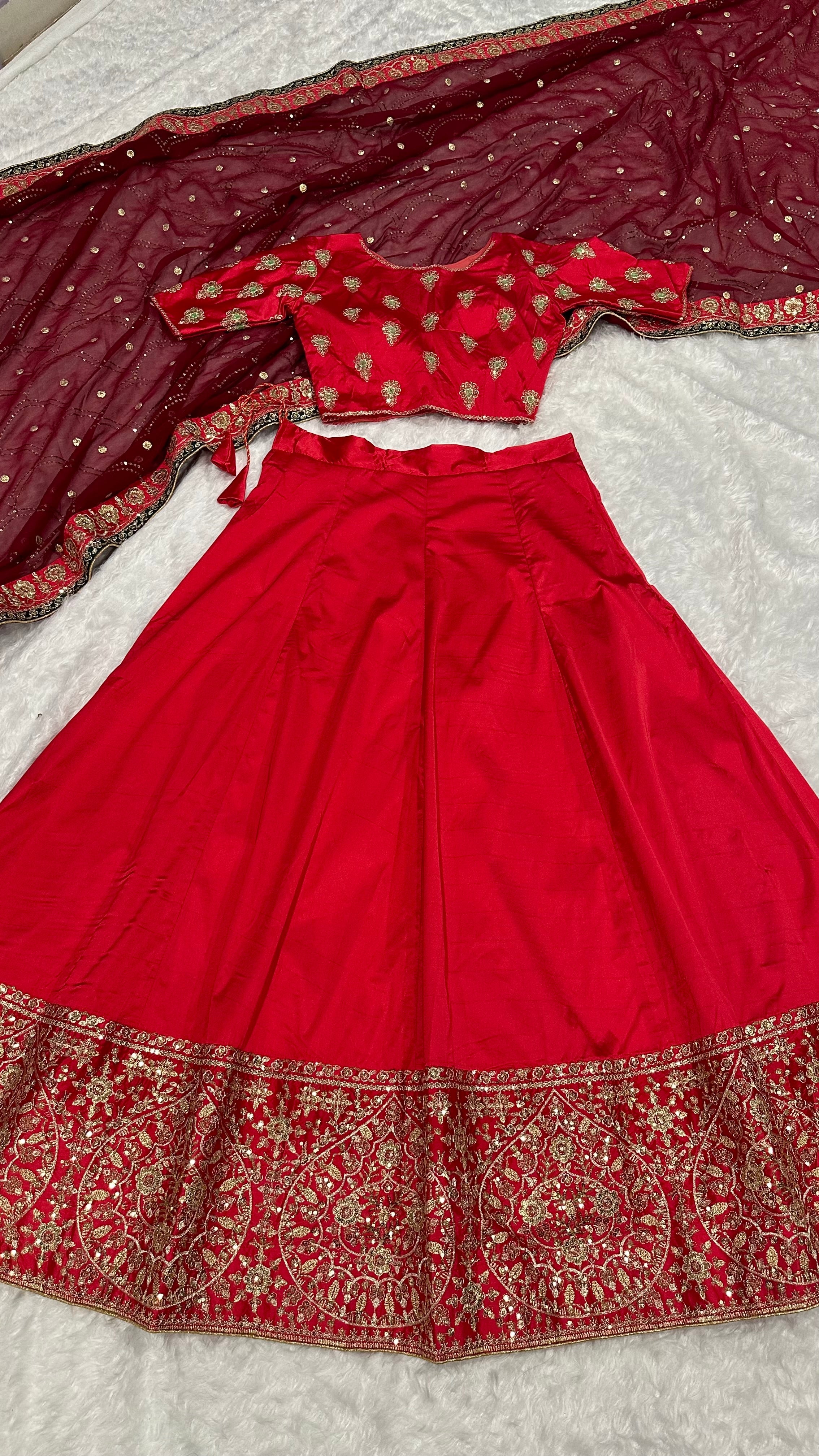 Party Wear Lehenga Choli With Zari & Sequence Work