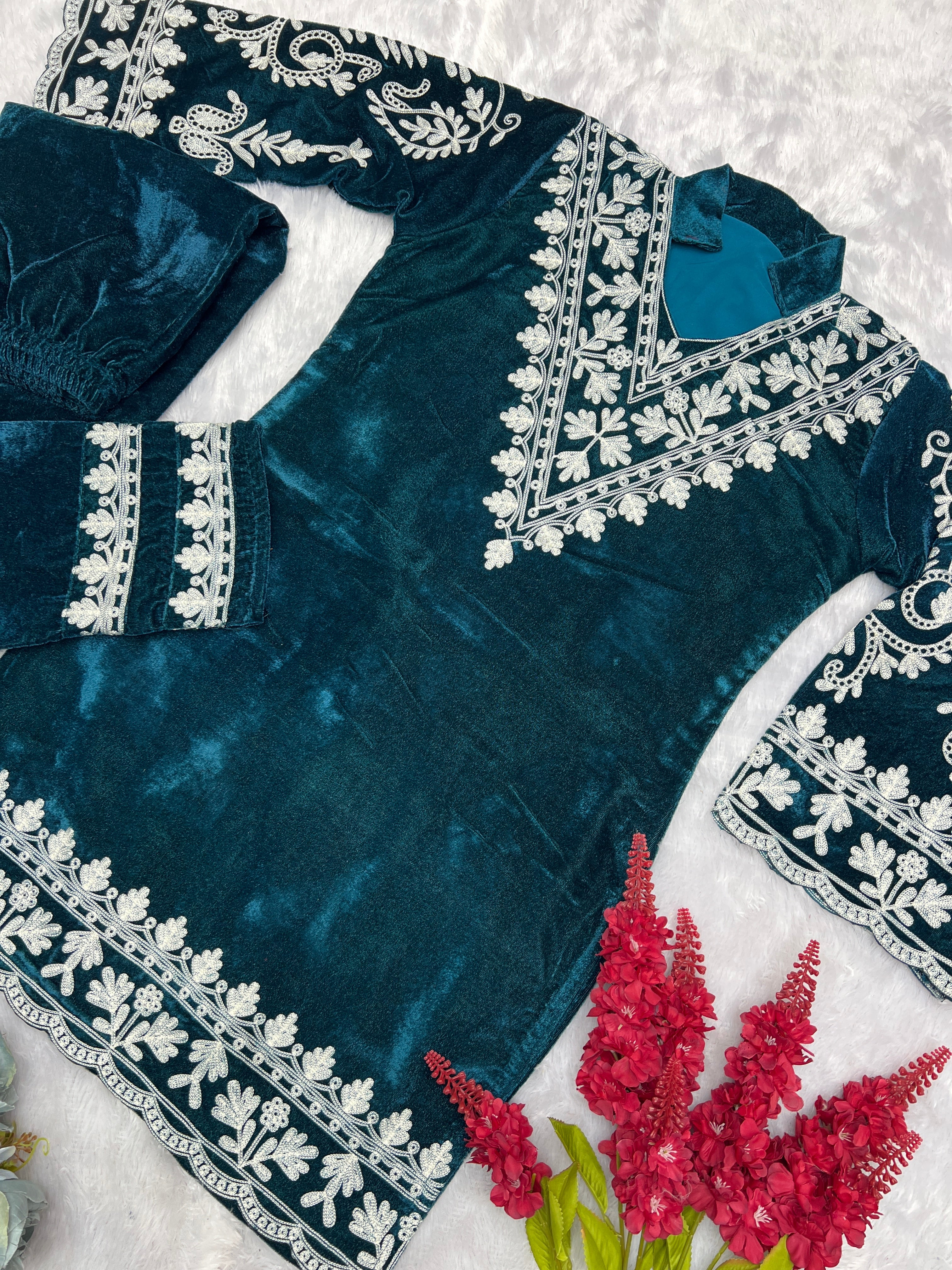 Designer Party Wear Cord Set With Embroidery Thread Work