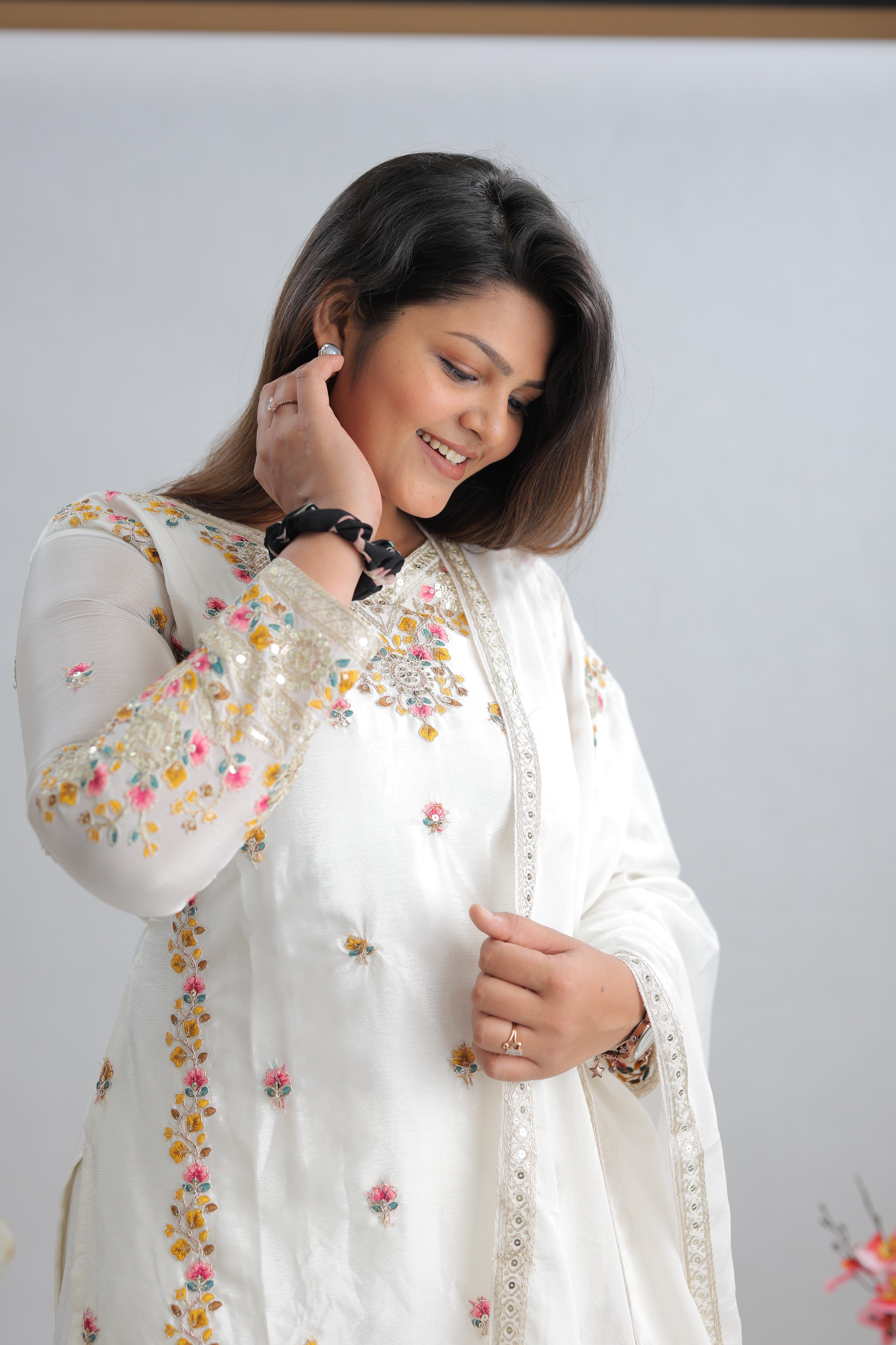 Party Wear Beautiful Top-Sarara And Fancy Dupatta