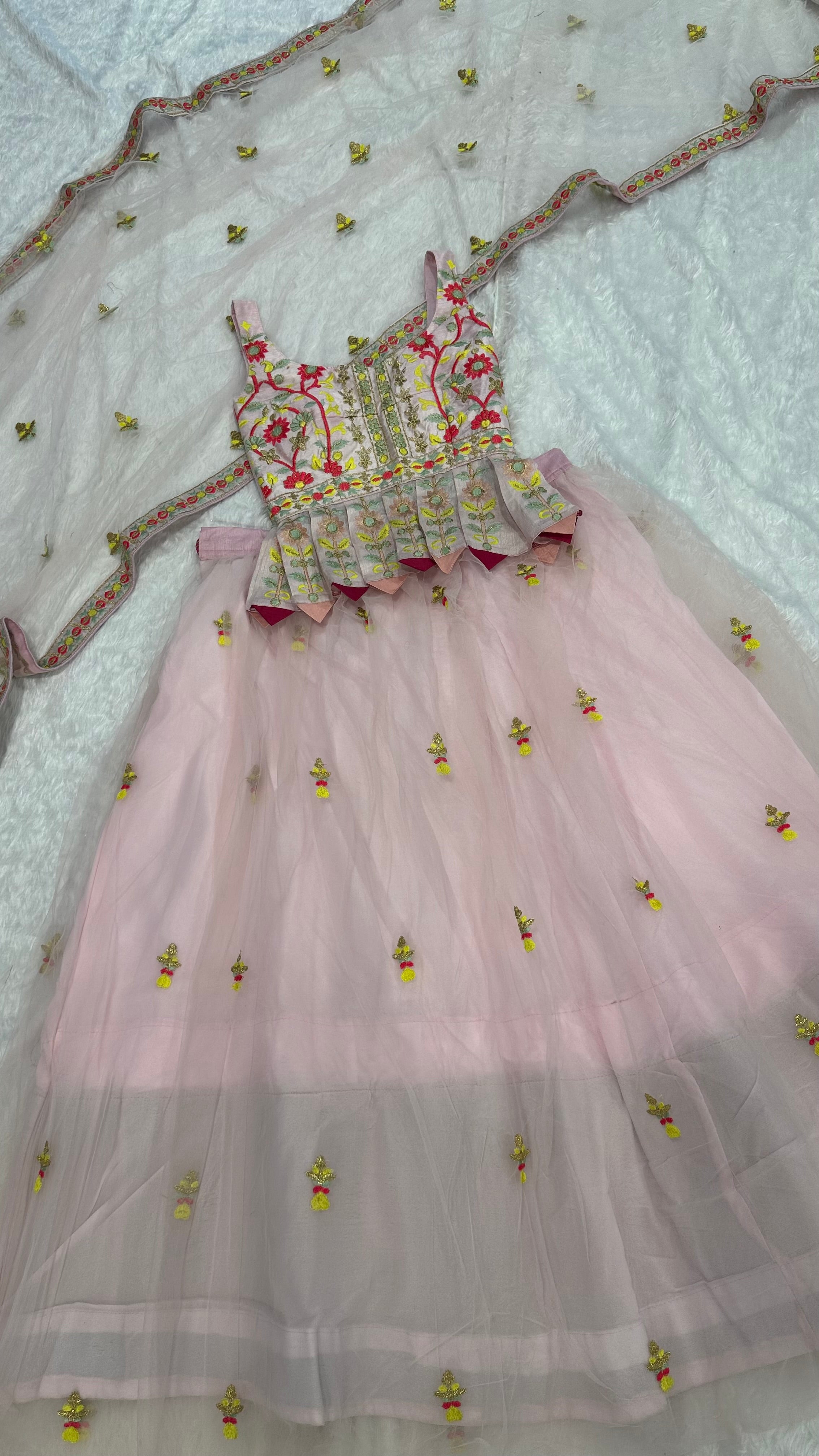 Party Wear Designer Lehenga Choli With Thread Work