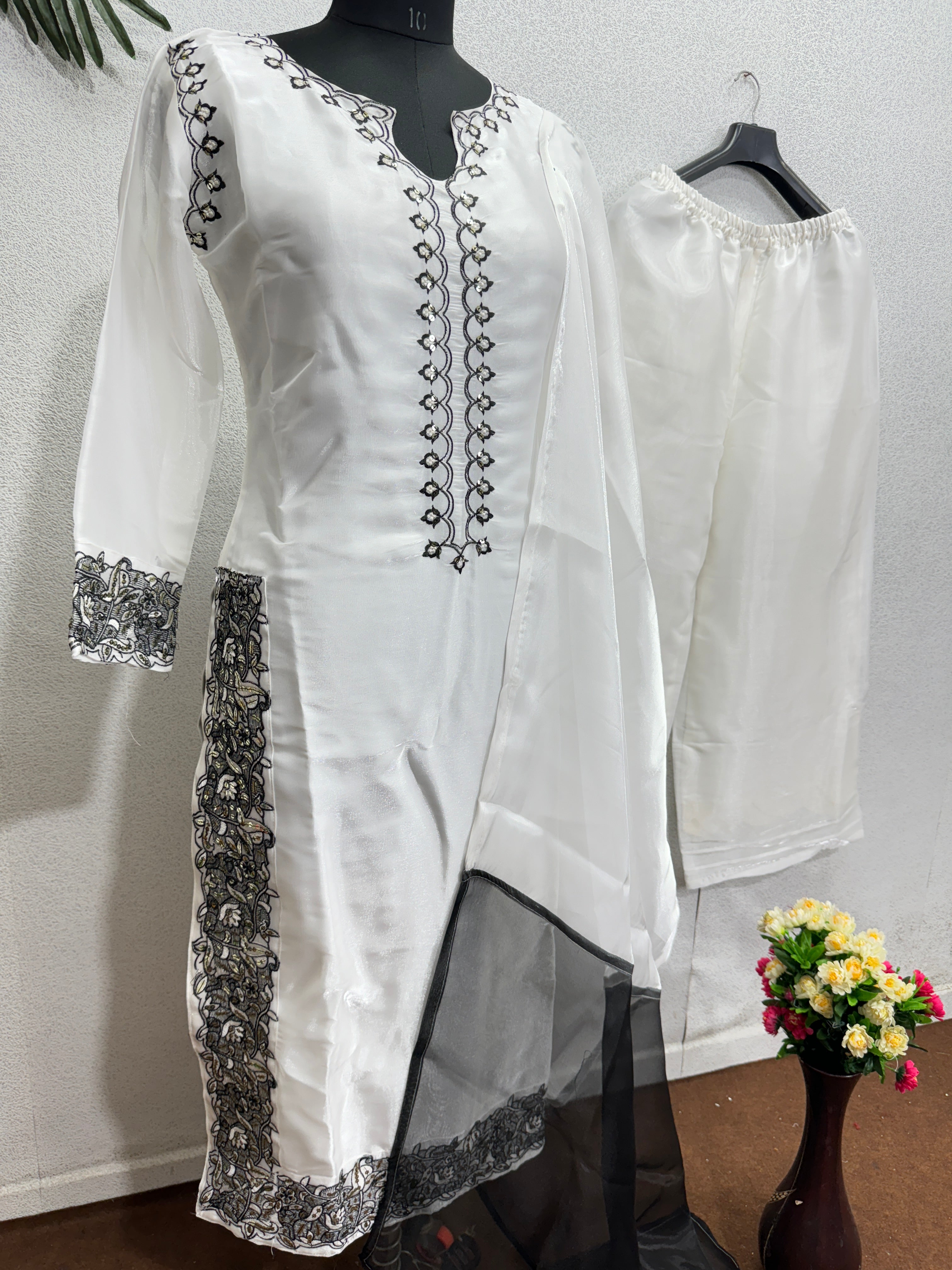 Beautiful Party Wear Top And Plazzo With Fancy Dupatta