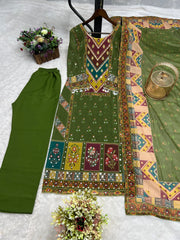 Beautiful Suit Set With Real Mirror Hand Work