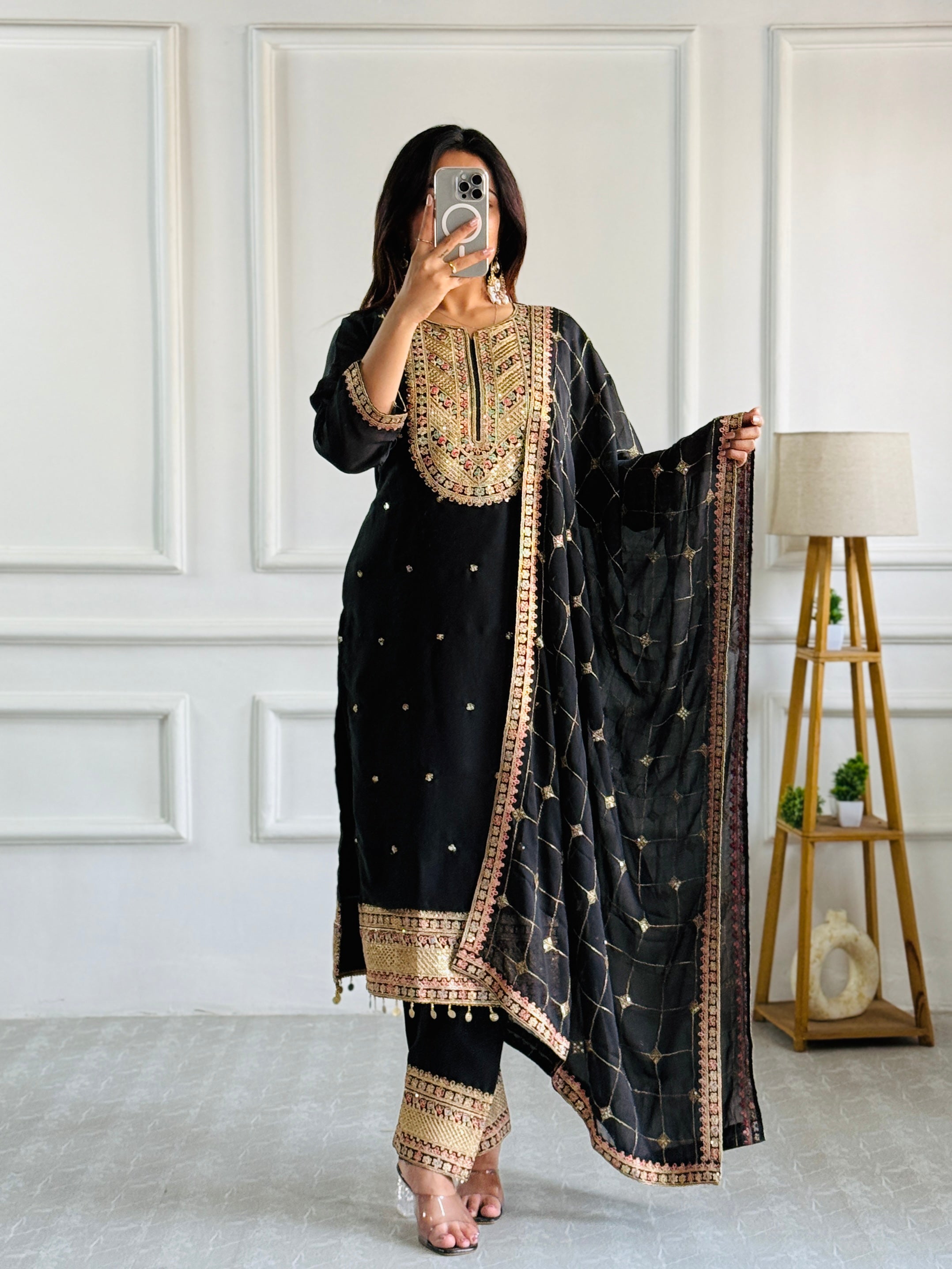 Beautiful Party Wear Suit Pent And Fancy Dupatta