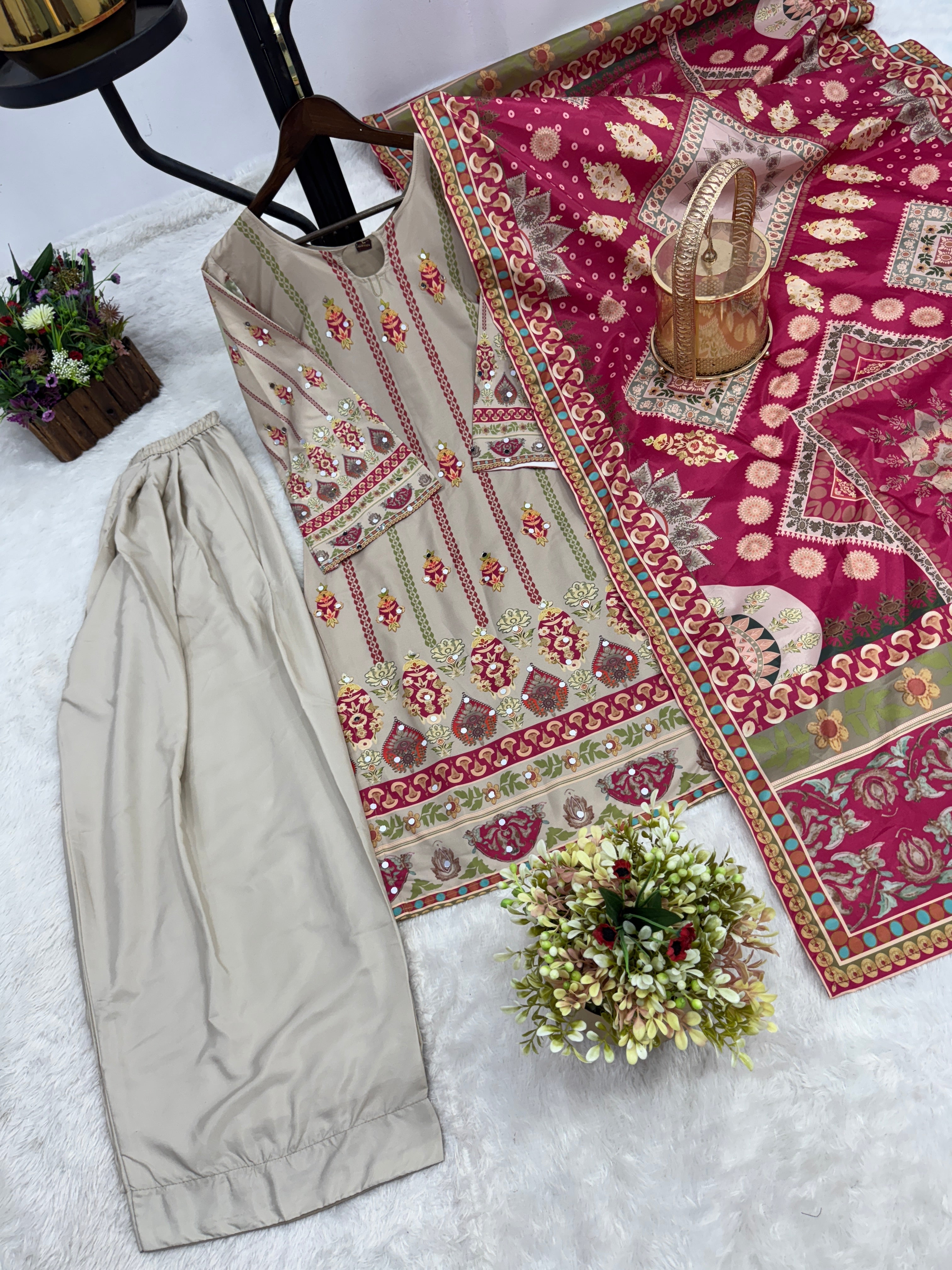 Party Wear Beautiful Top-Pent And Fancy Dupatta