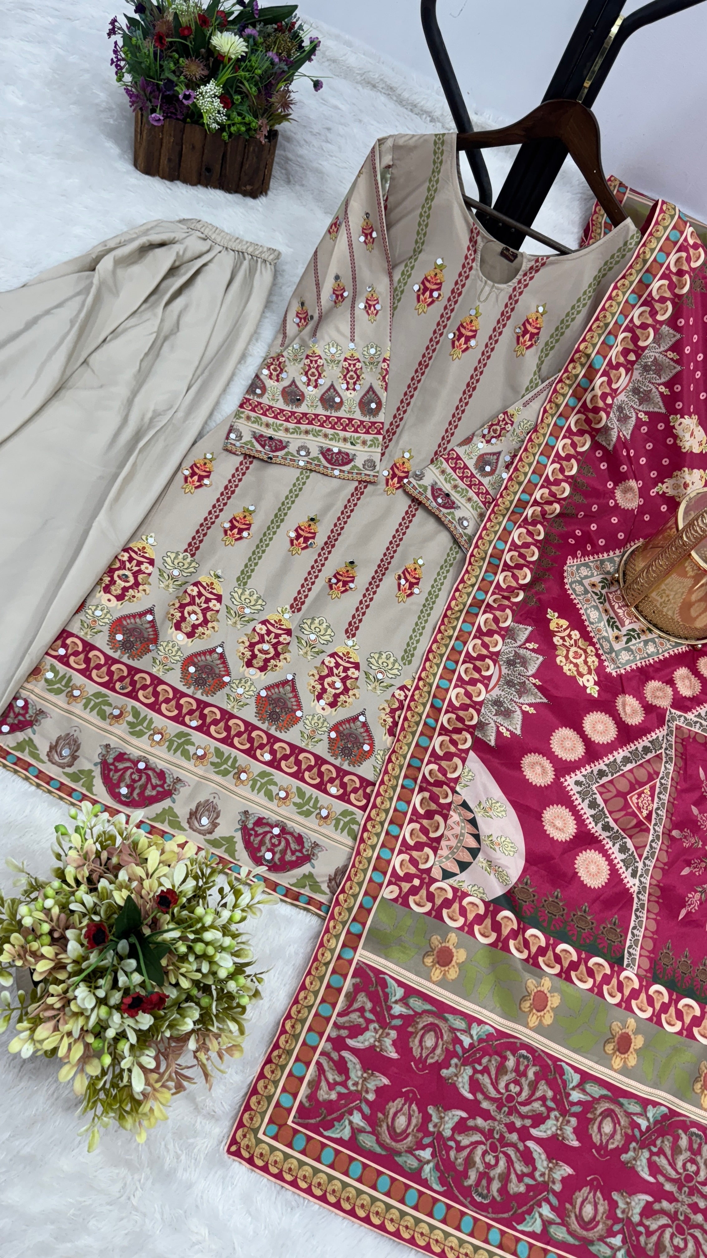 Party Wear Beautiful Top-Pent And Fancy Dupatta