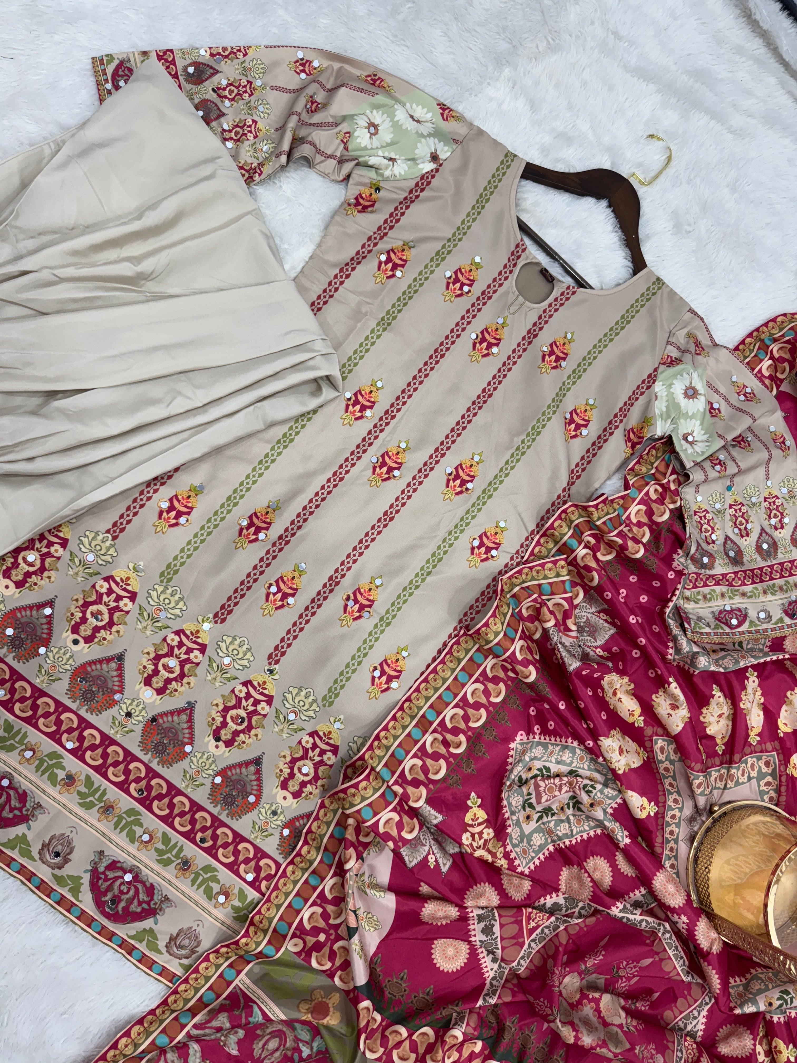 Party Wear Beautiful Top-Pent And Fancy Dupatta