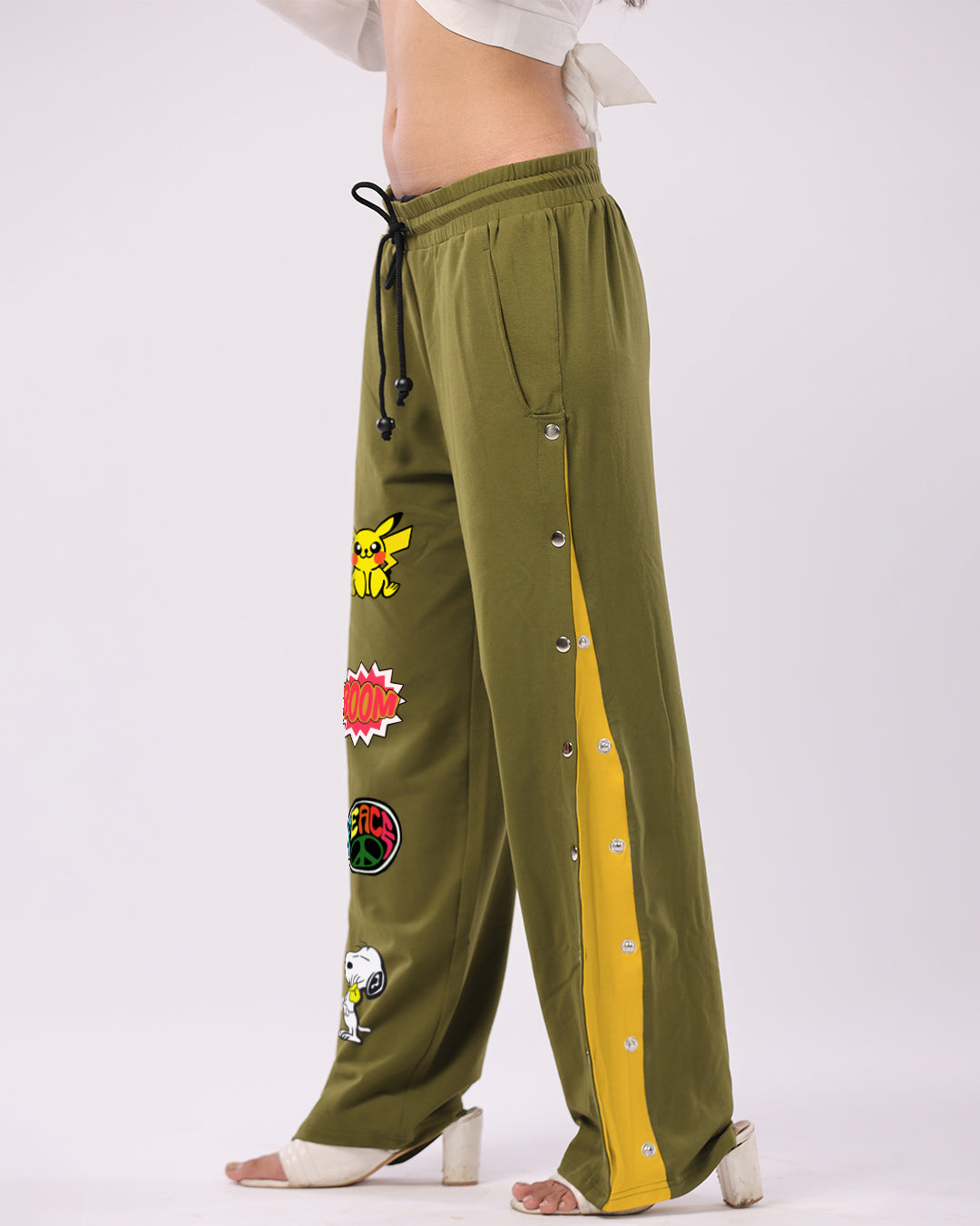 Olive Snap Button Women's Cotton Cargo Pants for the Trendy Woman