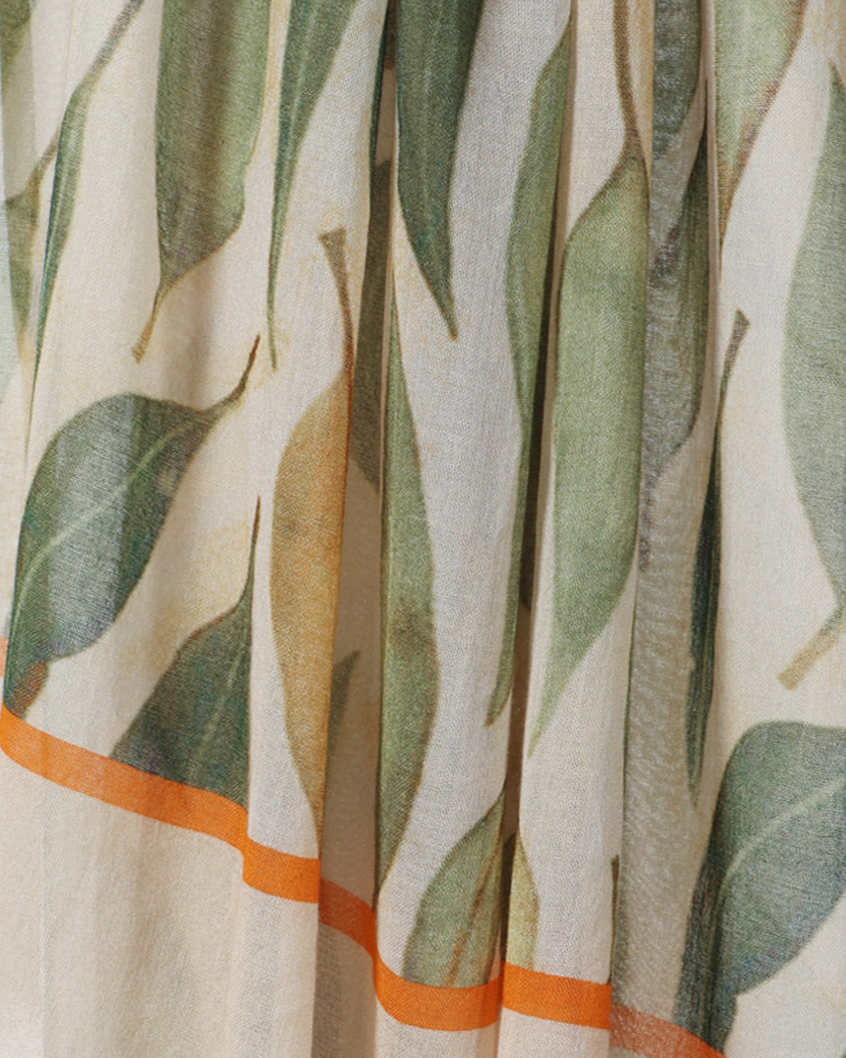 EUCALYPTUS FALL SCARF