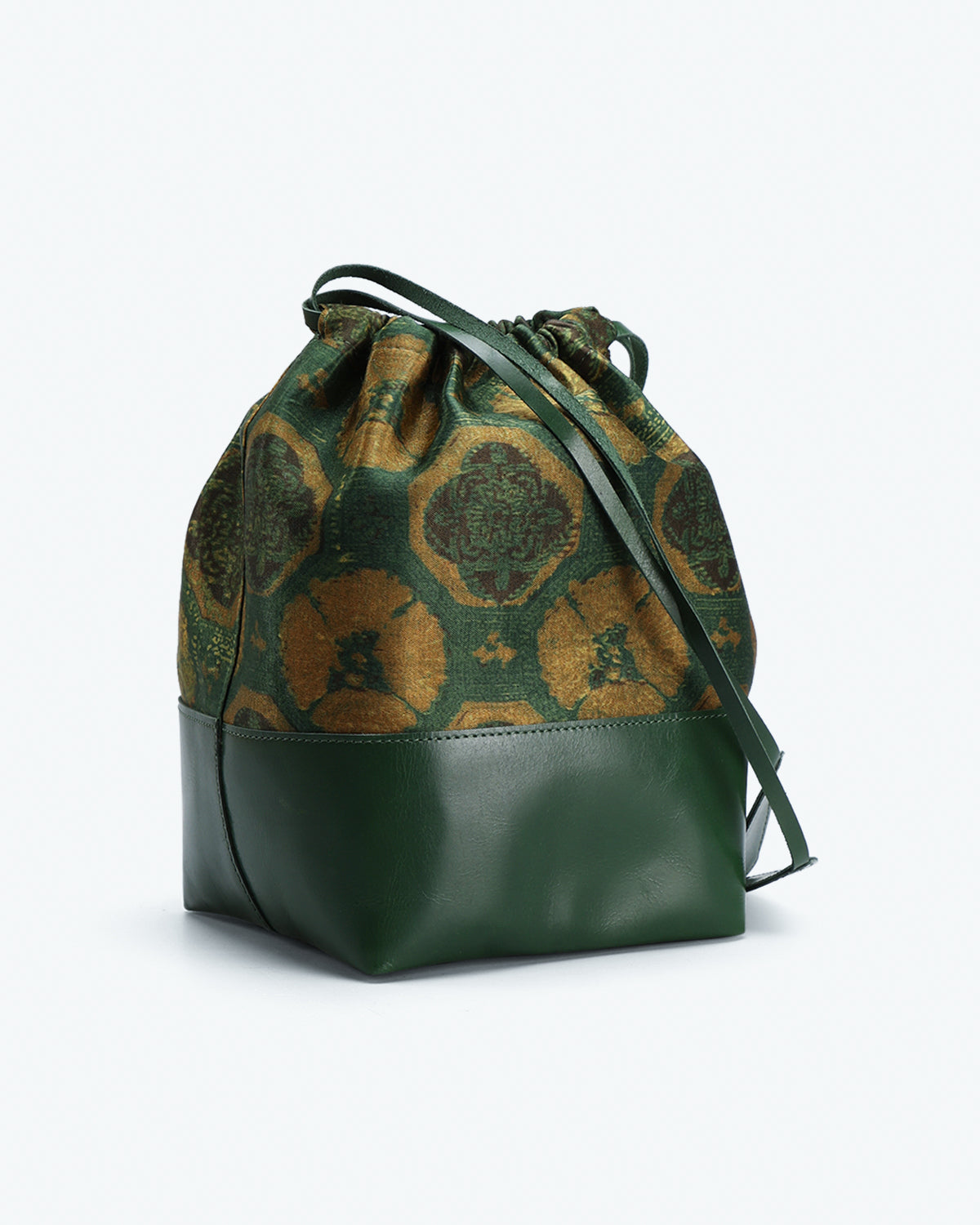 POLYPHONY POUCH BAG