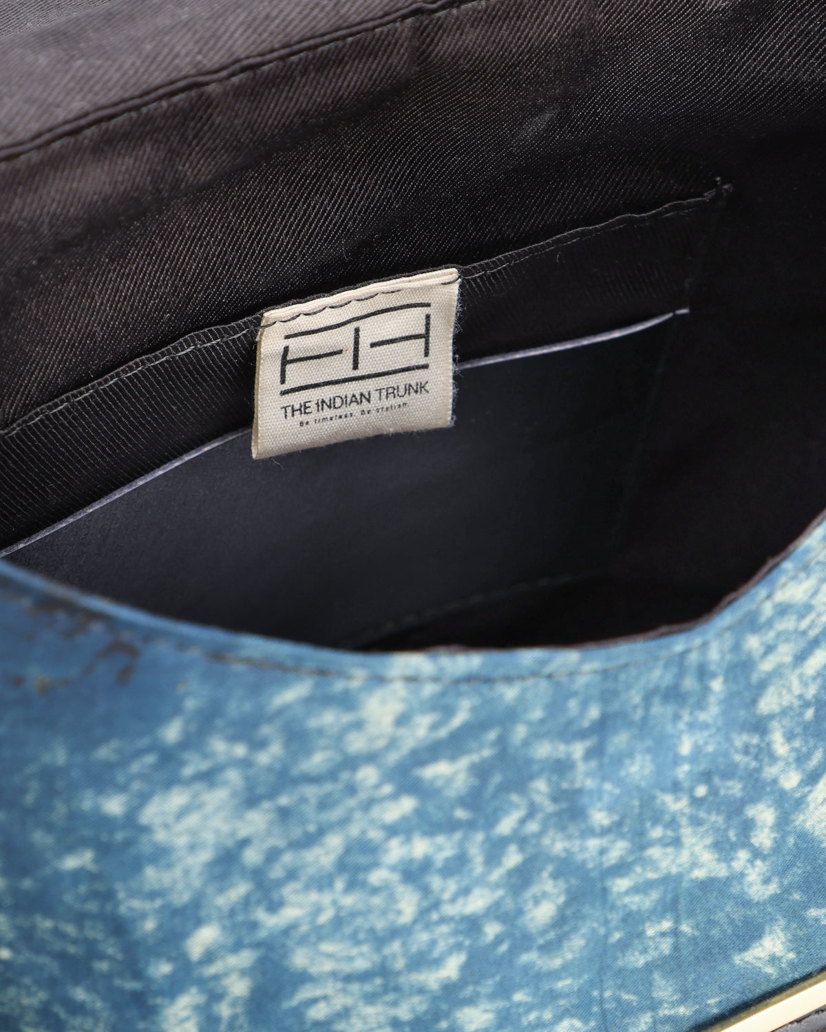 FOREST MAZE HAND BAG